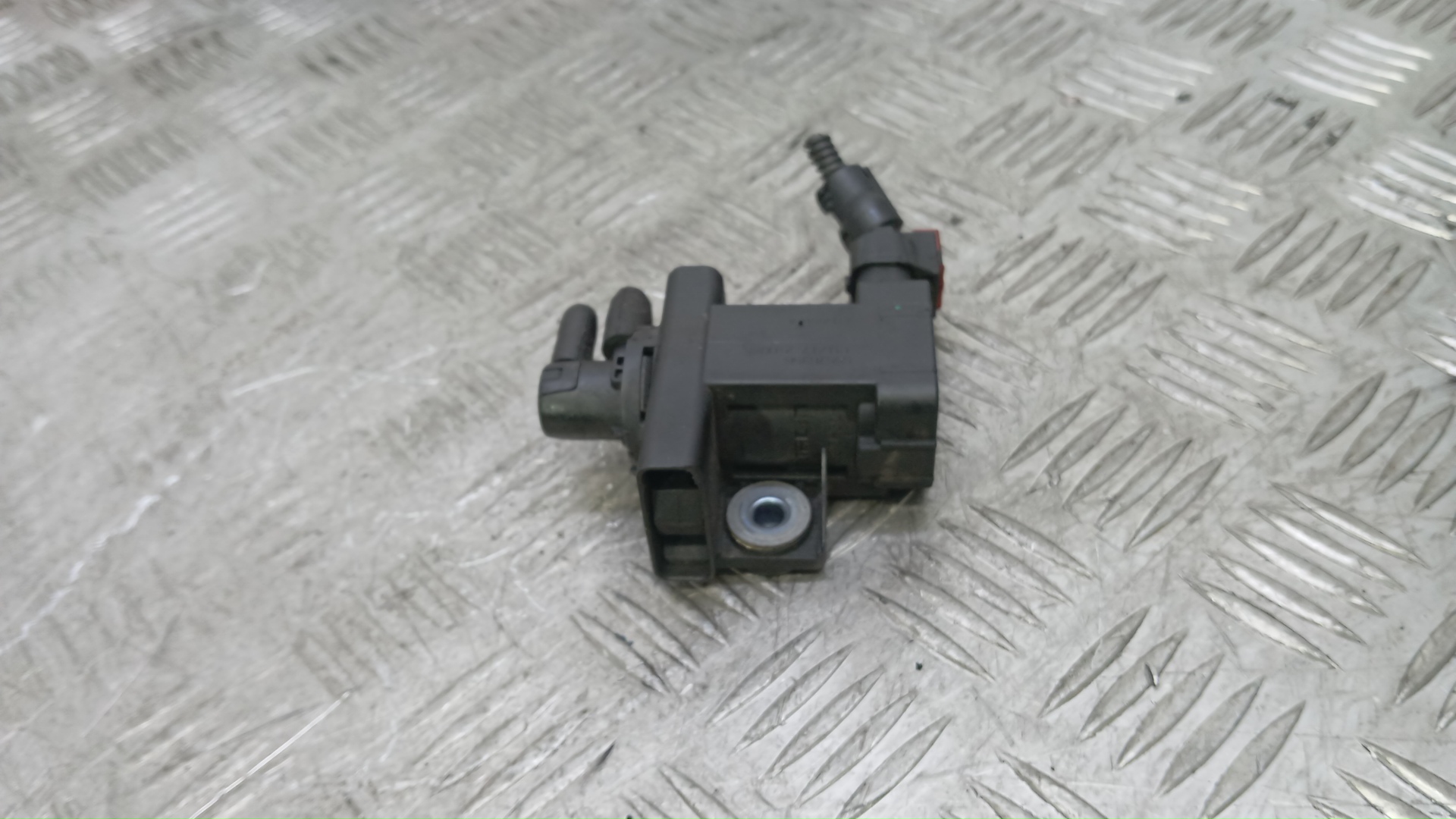 Клапан электромагнитный