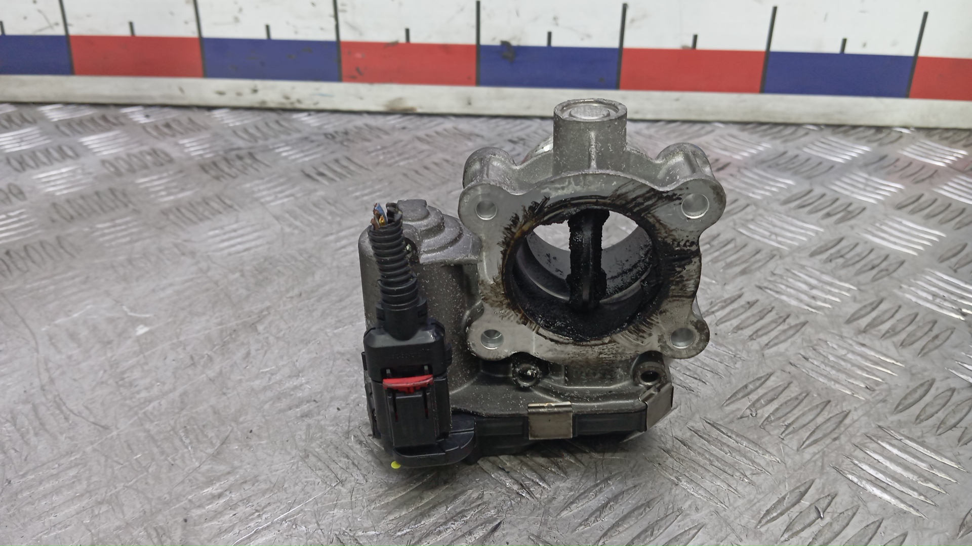 Заслонка дроссельная электрическая