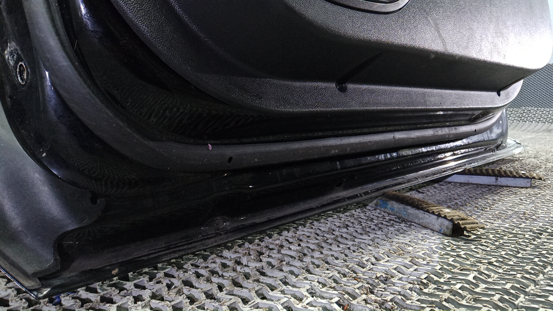 Дверь передняя правая