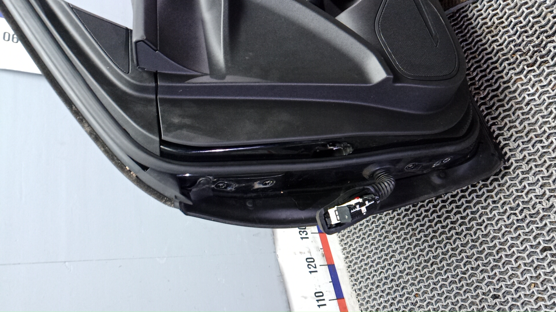 Дверь передняя правая