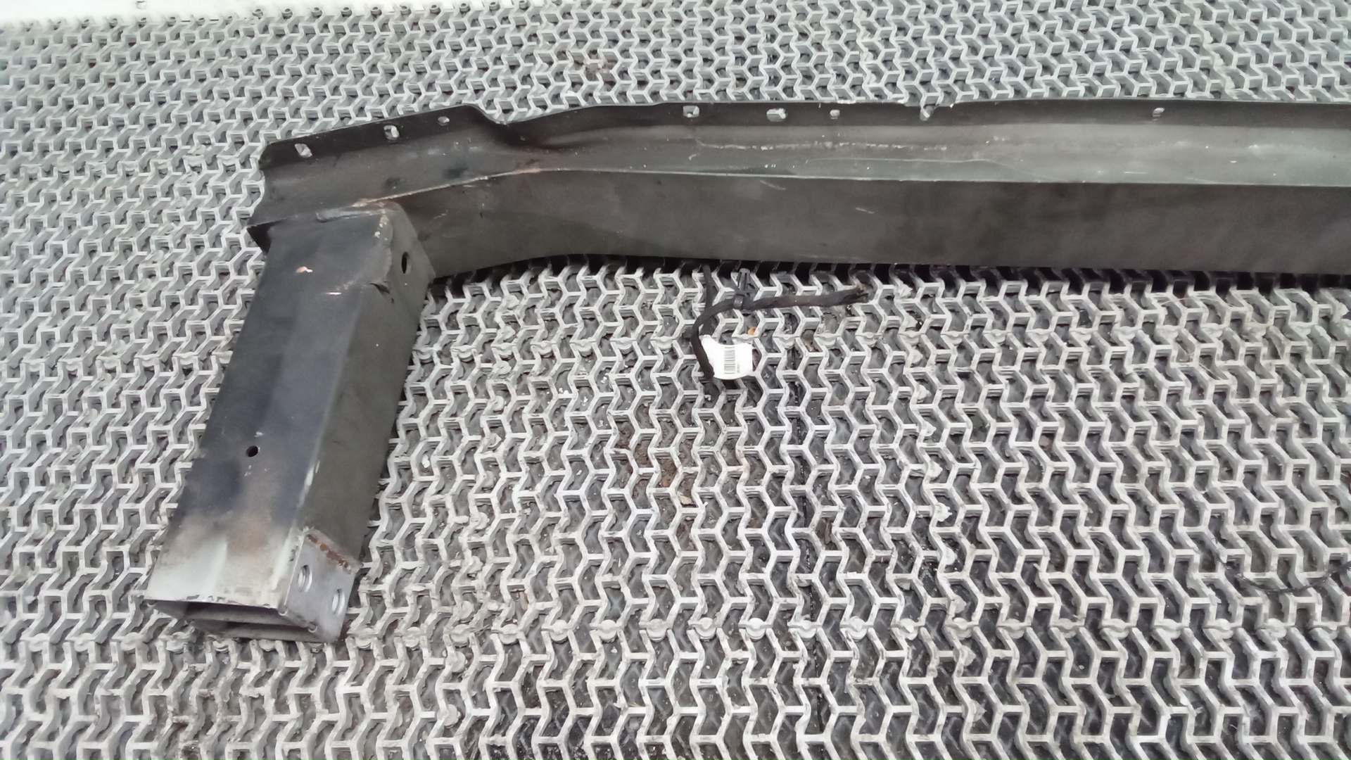 Кронштейн усилителя переднего бампера