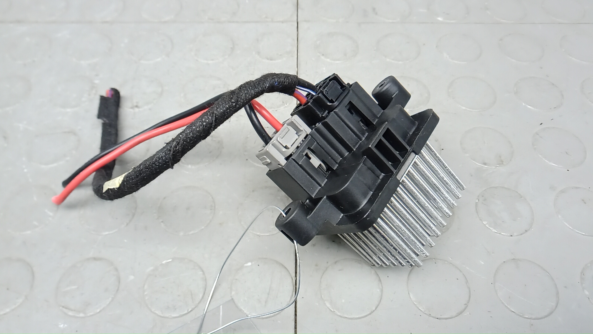 Резистор отопителя