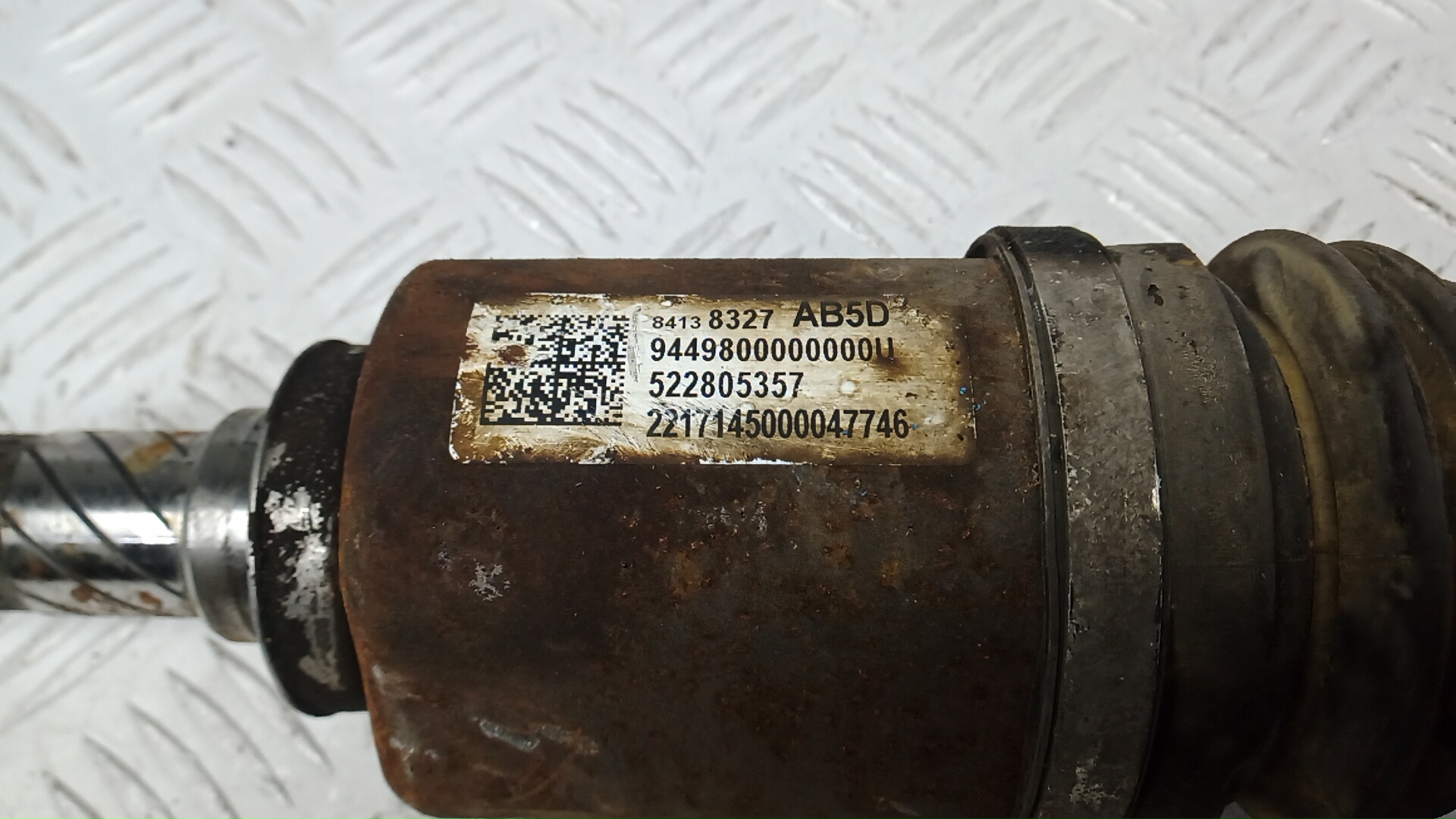 Полуось передняя левая