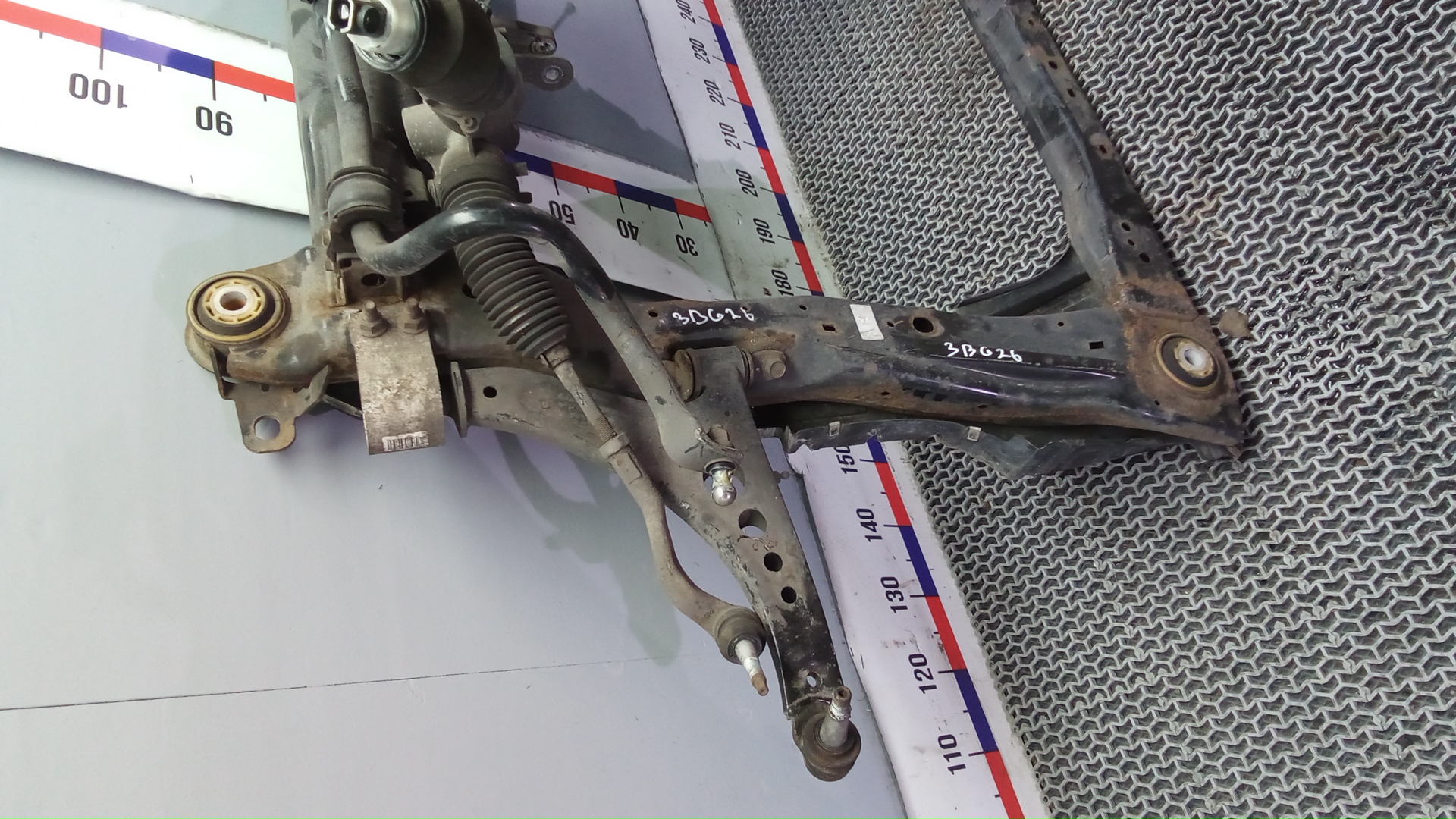 Балка передняя (крепление продольных тяг)