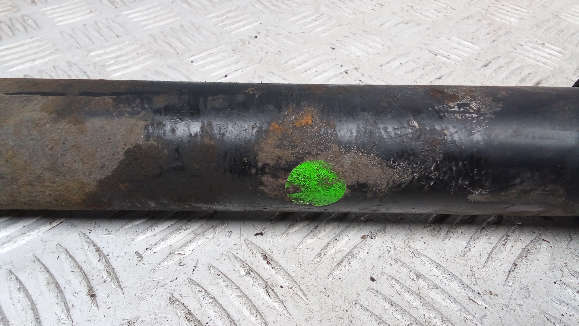 Амортизатор задний (стойка)