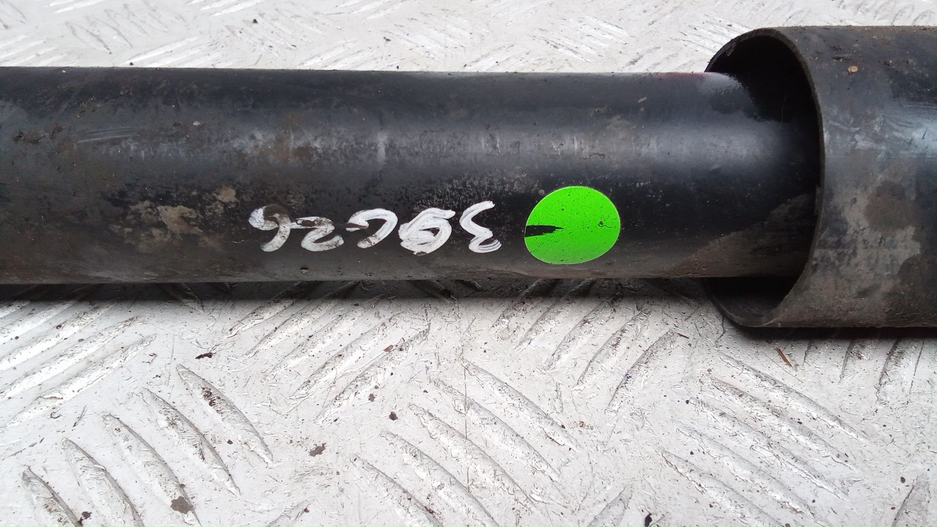 Амортизатор задний (стойка)