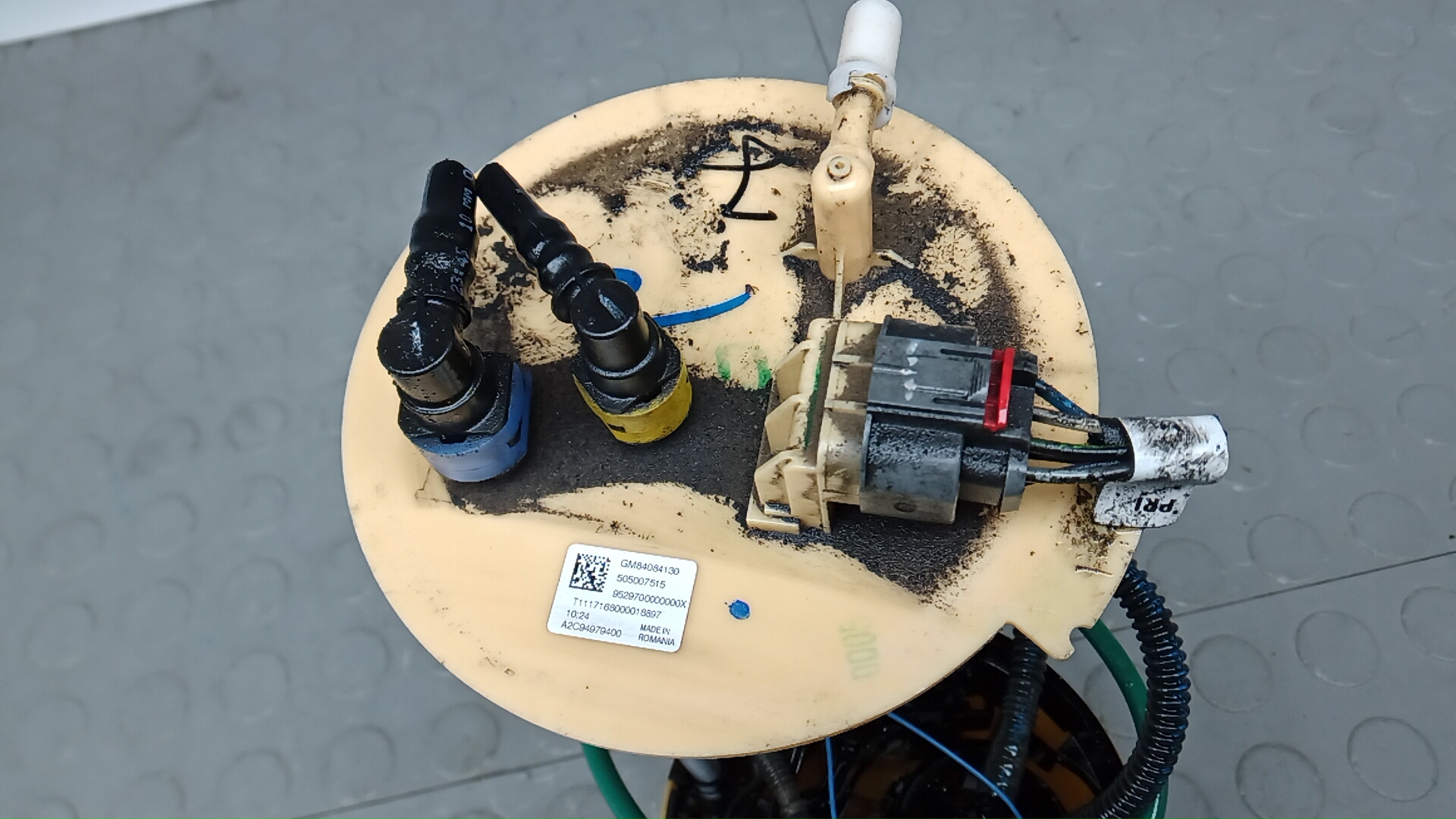 Насос топливный электрический