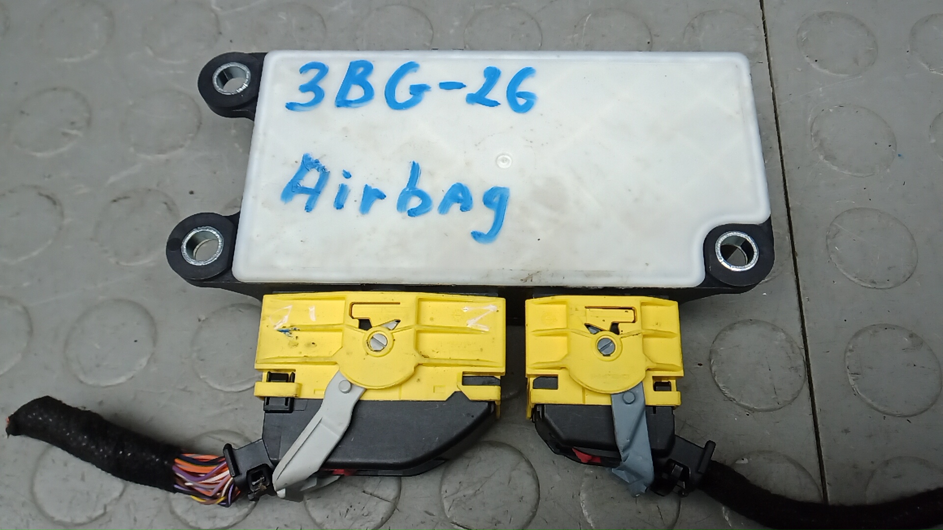 Блок управления подушек безопасности (AIR BAG)