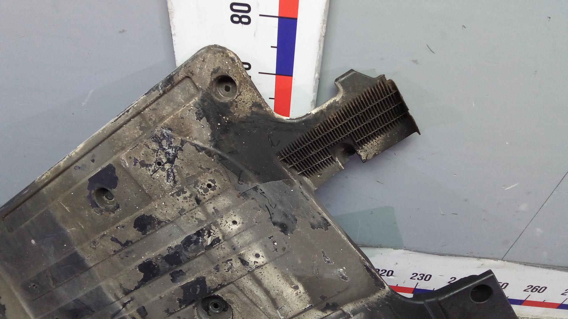 Защита антигравийная