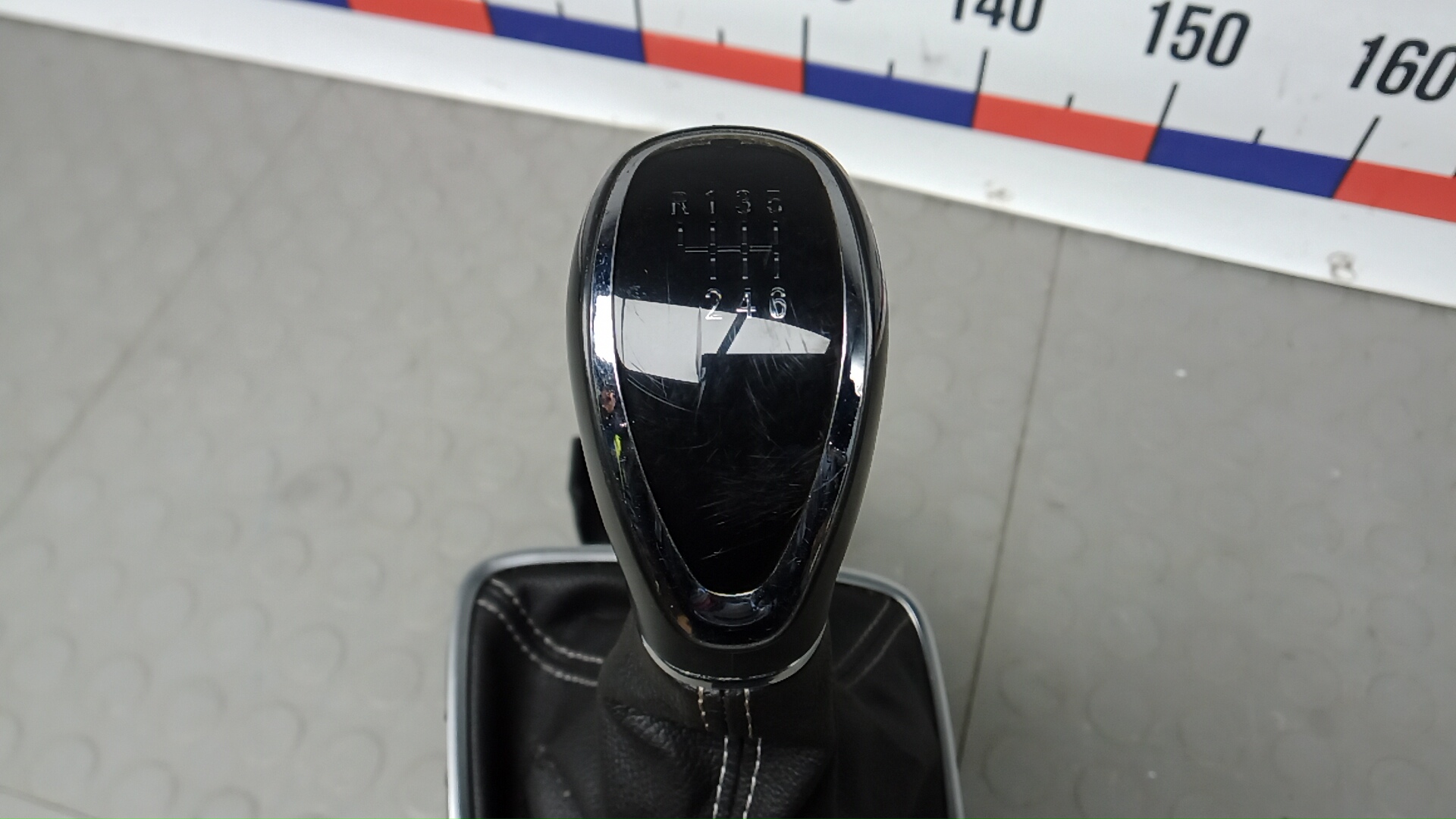 Кулиса МКПП / АКПП