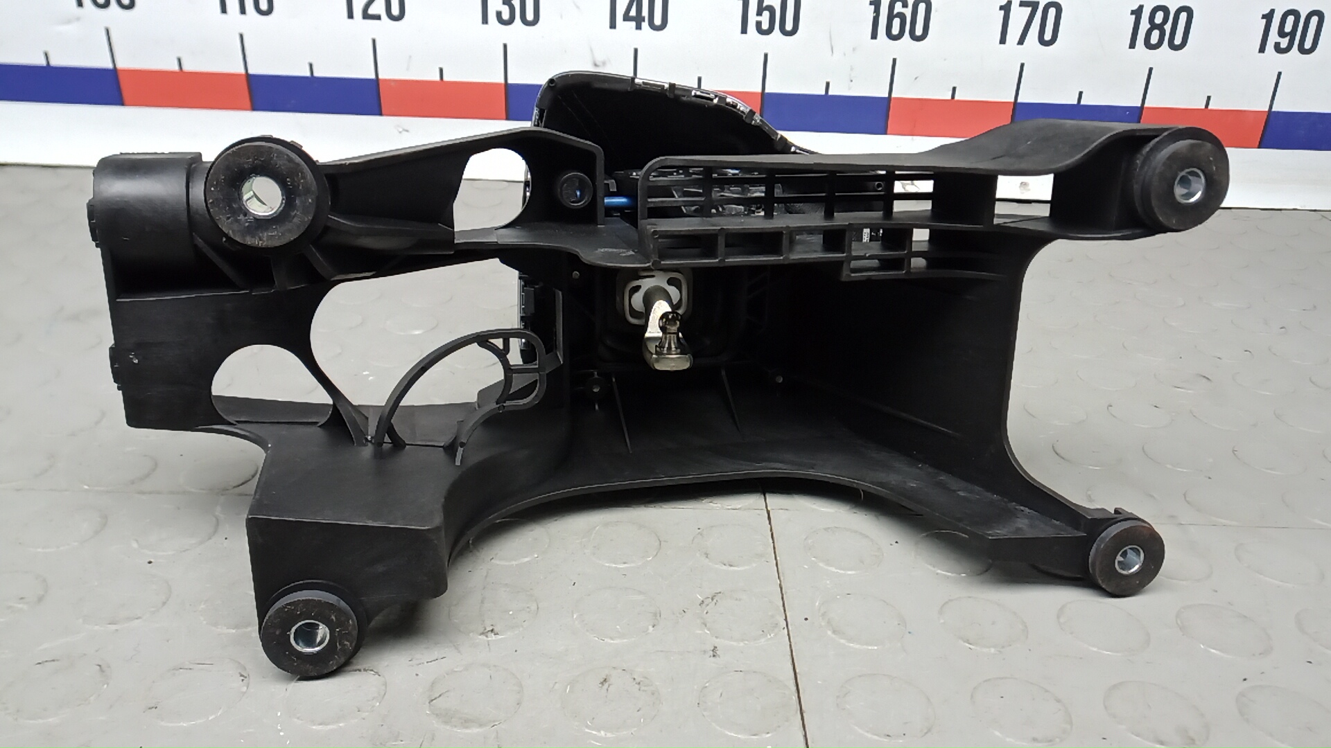 Кулиса МКПП / АКПП