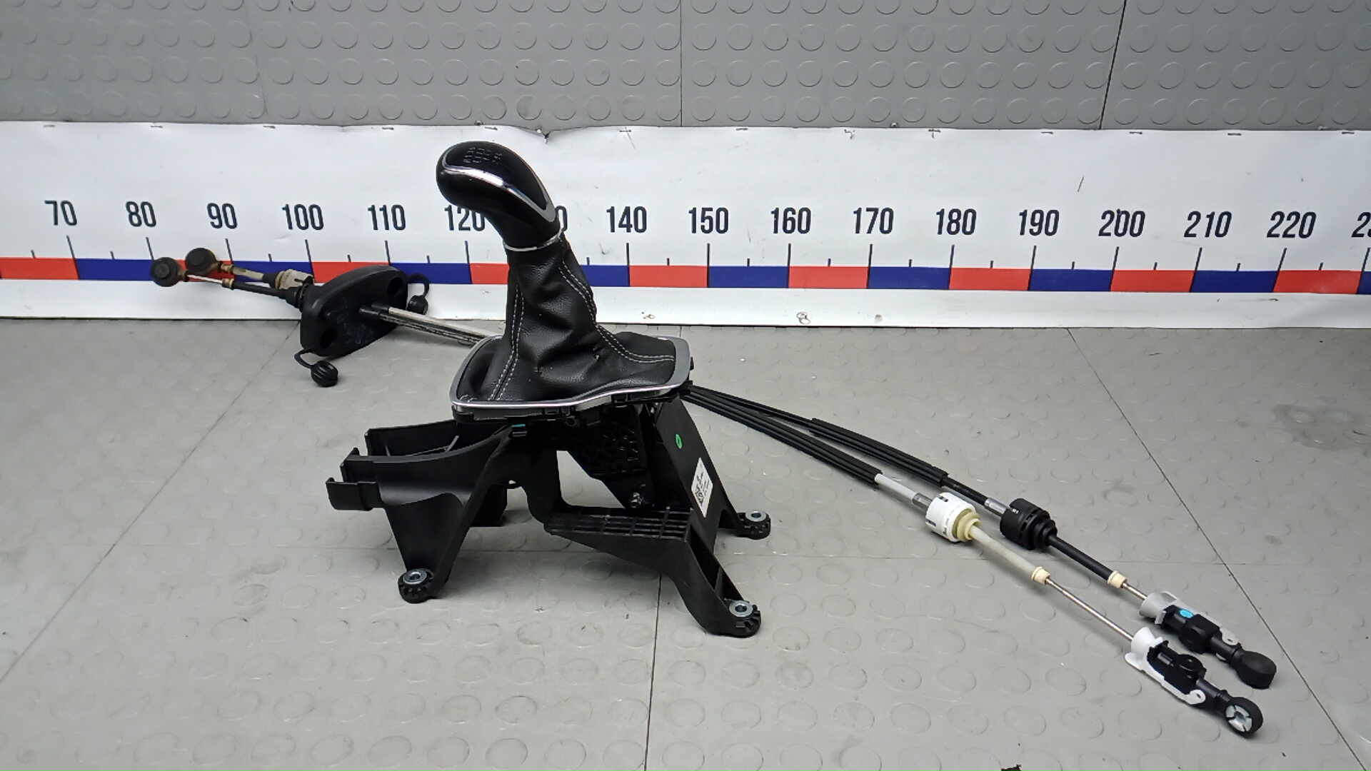 Кулиса МКПП / АКПП