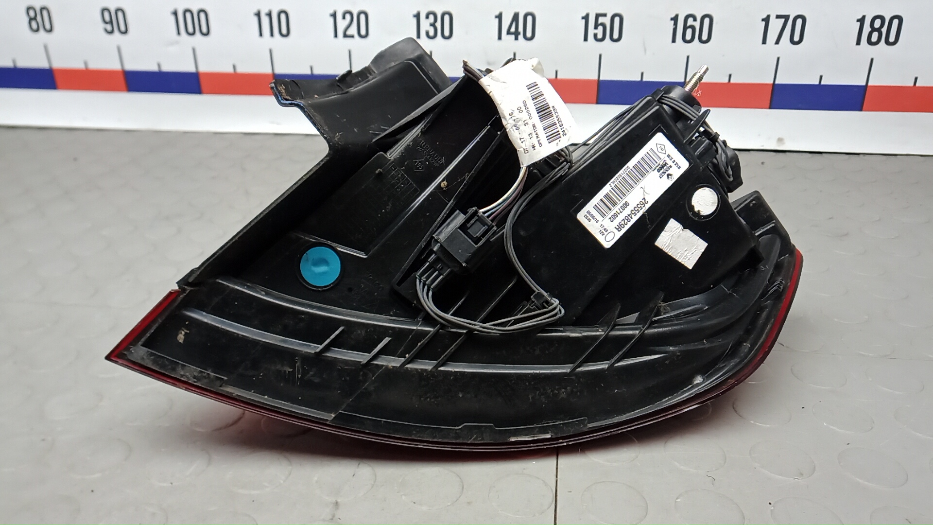 Фонарь задний левый