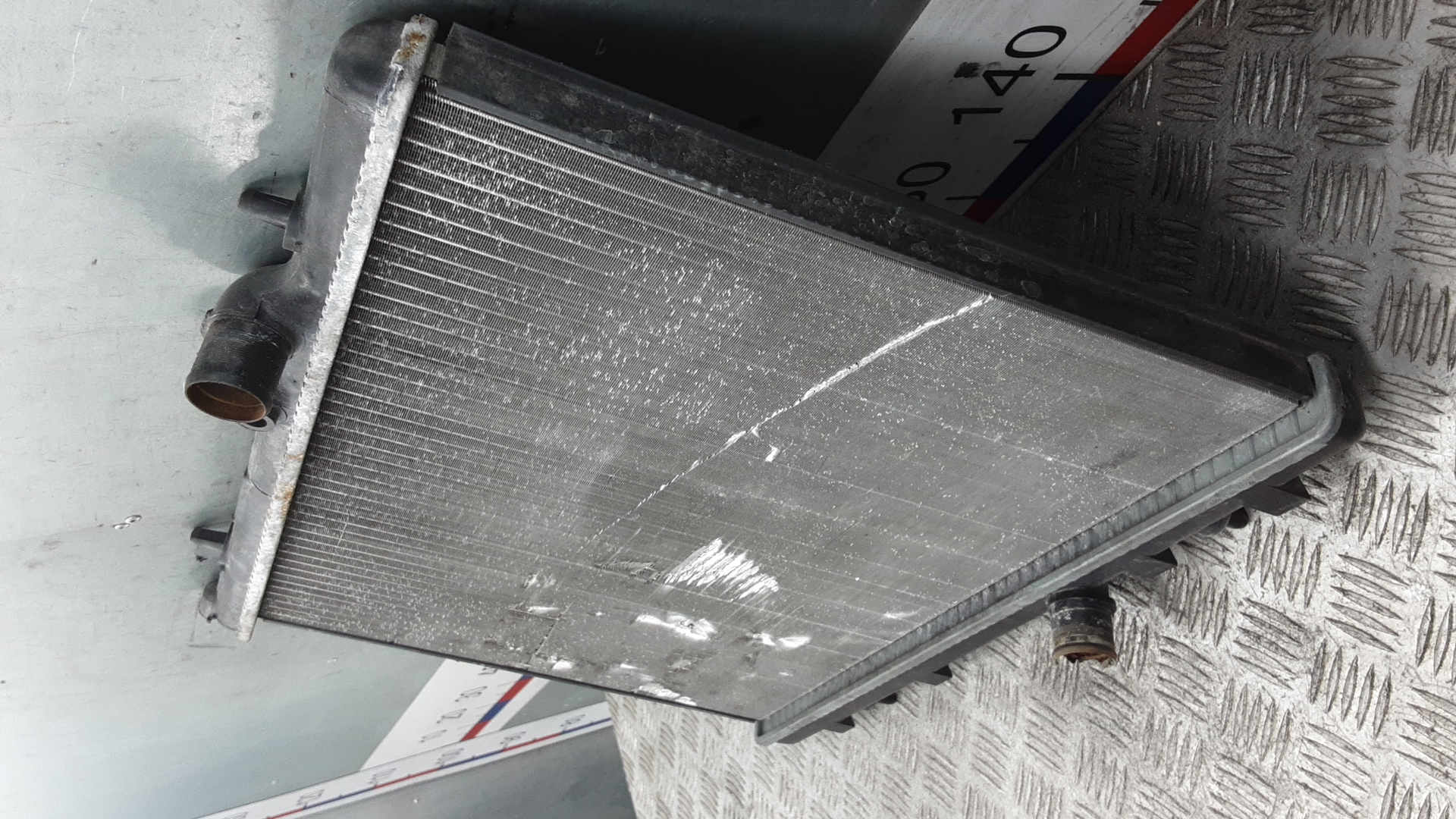 Радиатор охлаждения двигателя основной