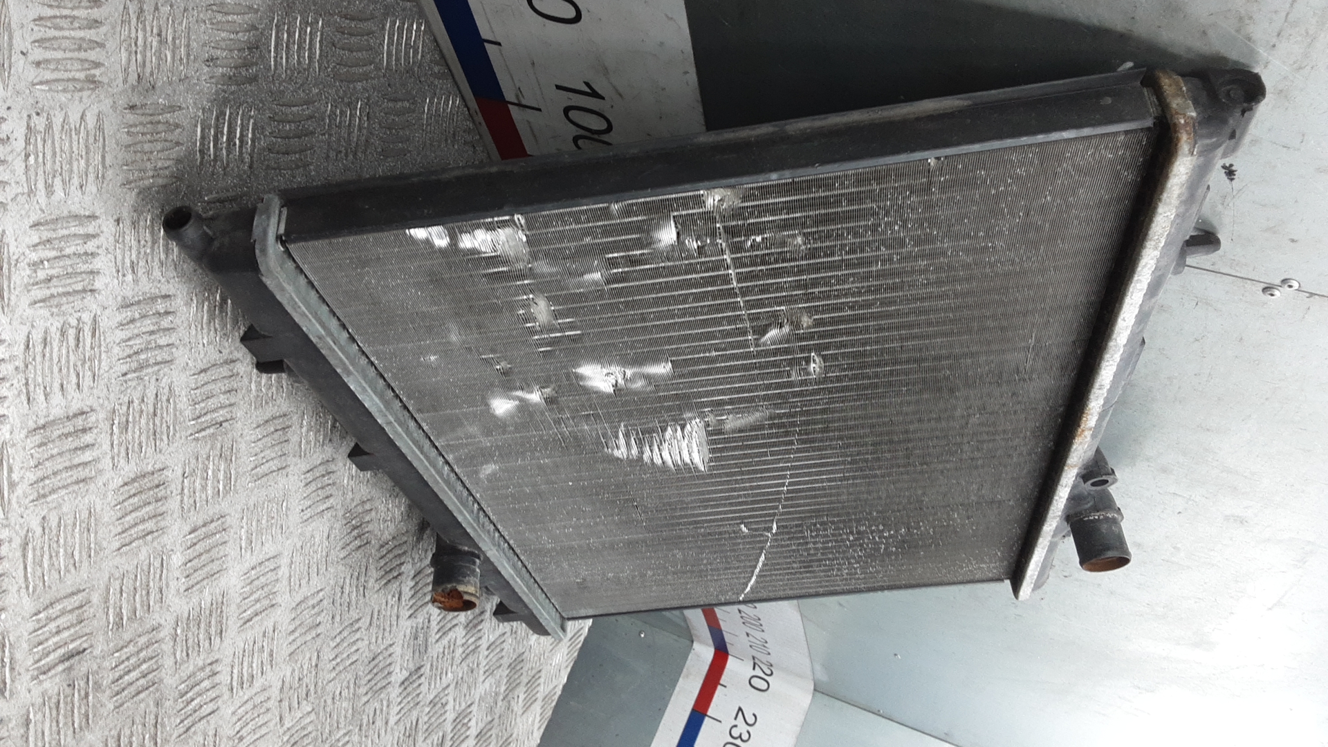 Радиатор охлаждения двигателя основной