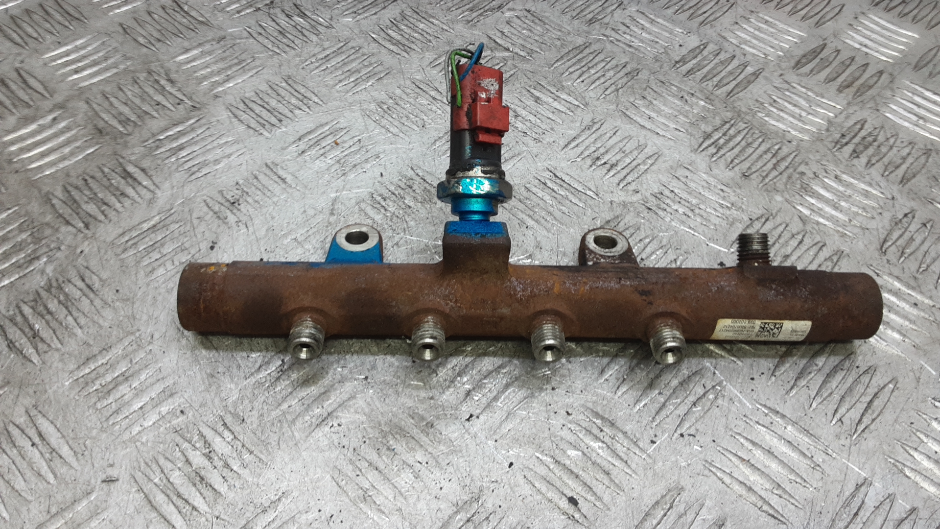 Рейка топливная (рампа)