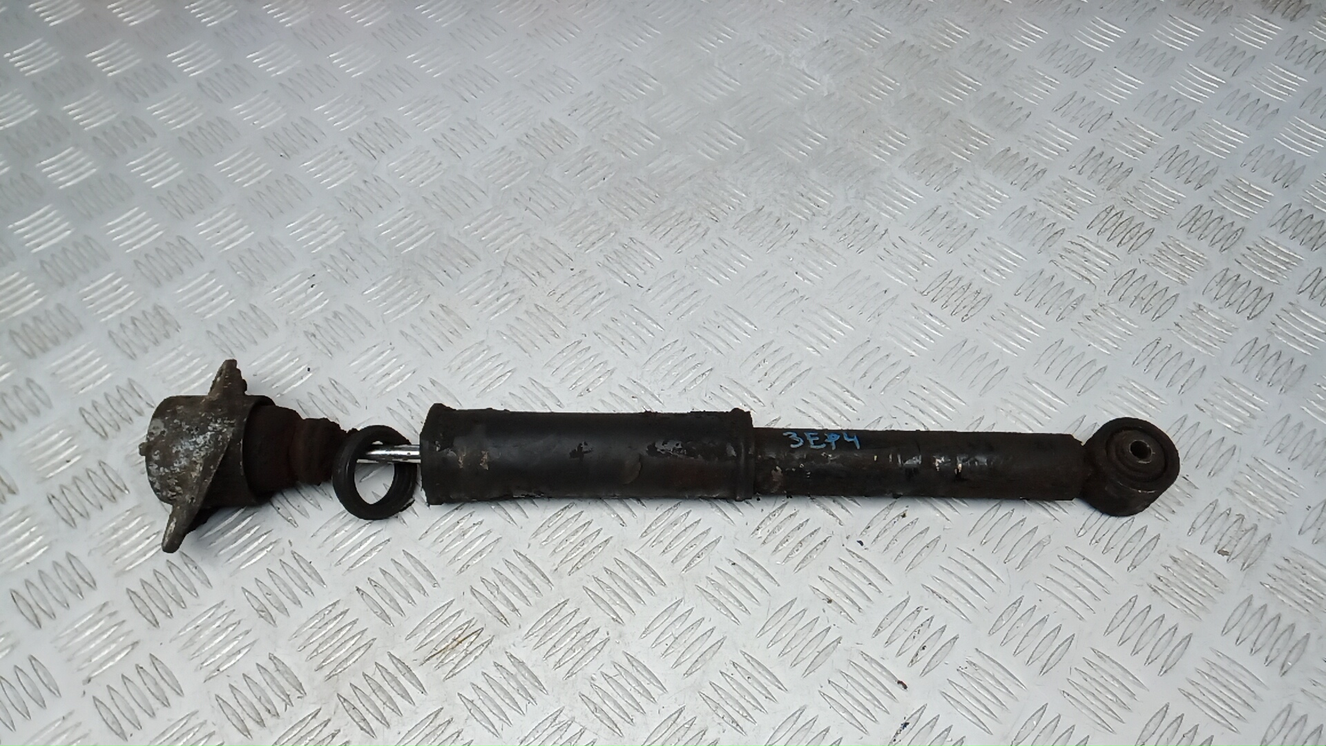 Амортизатор задний (стойка)