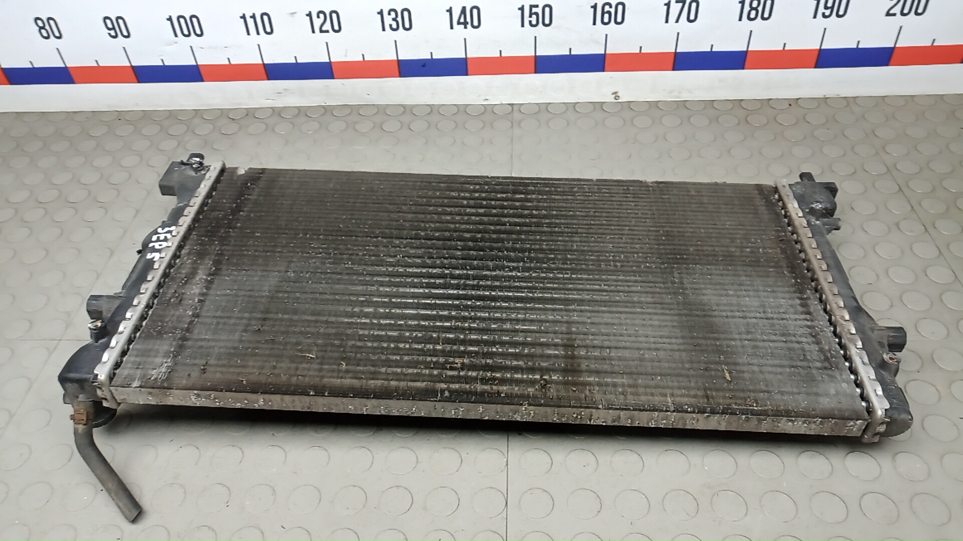 Радиатор охлаждения двигателя основной