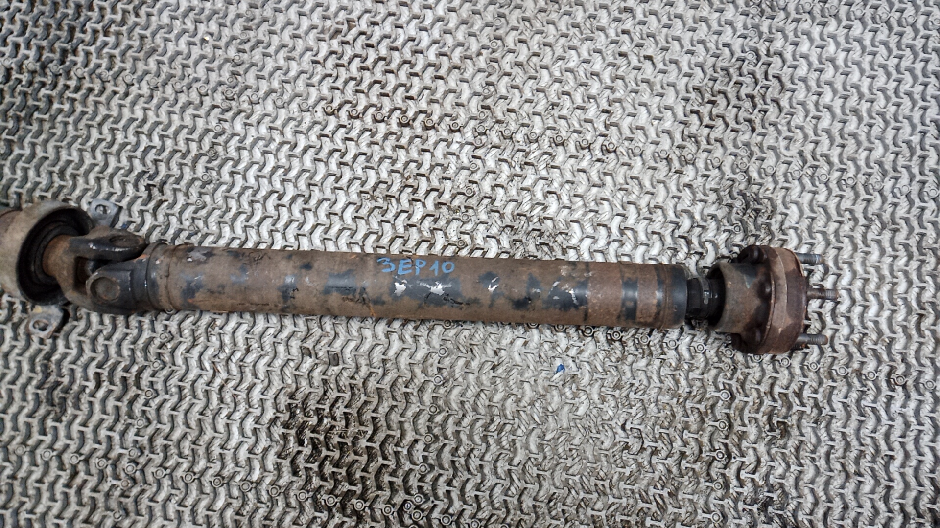 Вал карданный