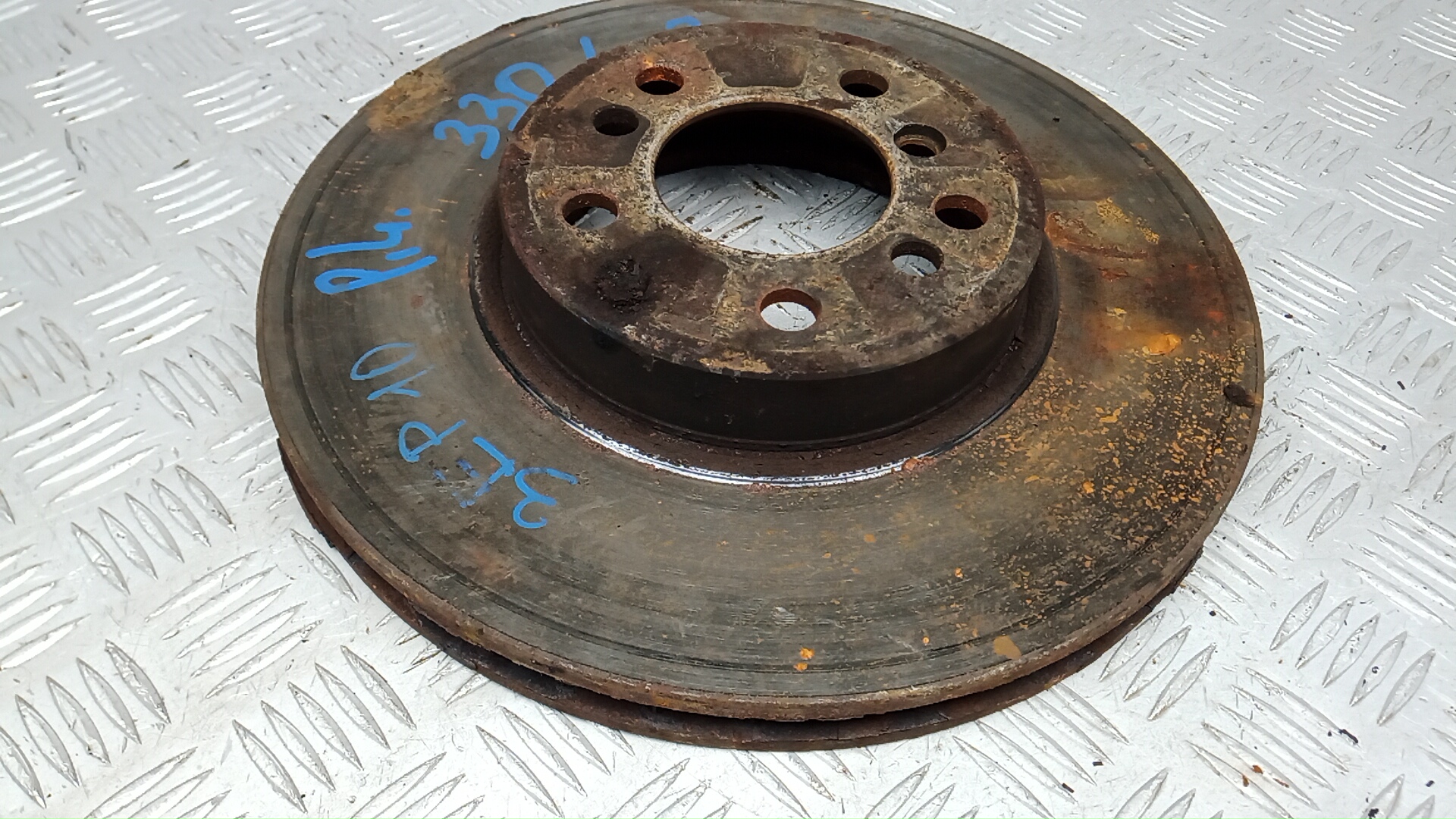 Диск тормозной передний вентилируемый