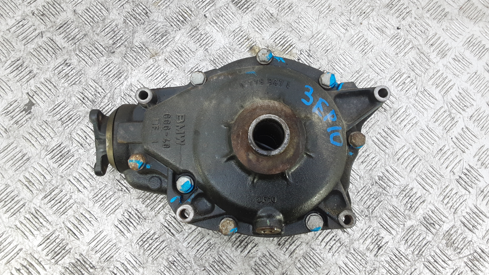 Редуктор переднего моста