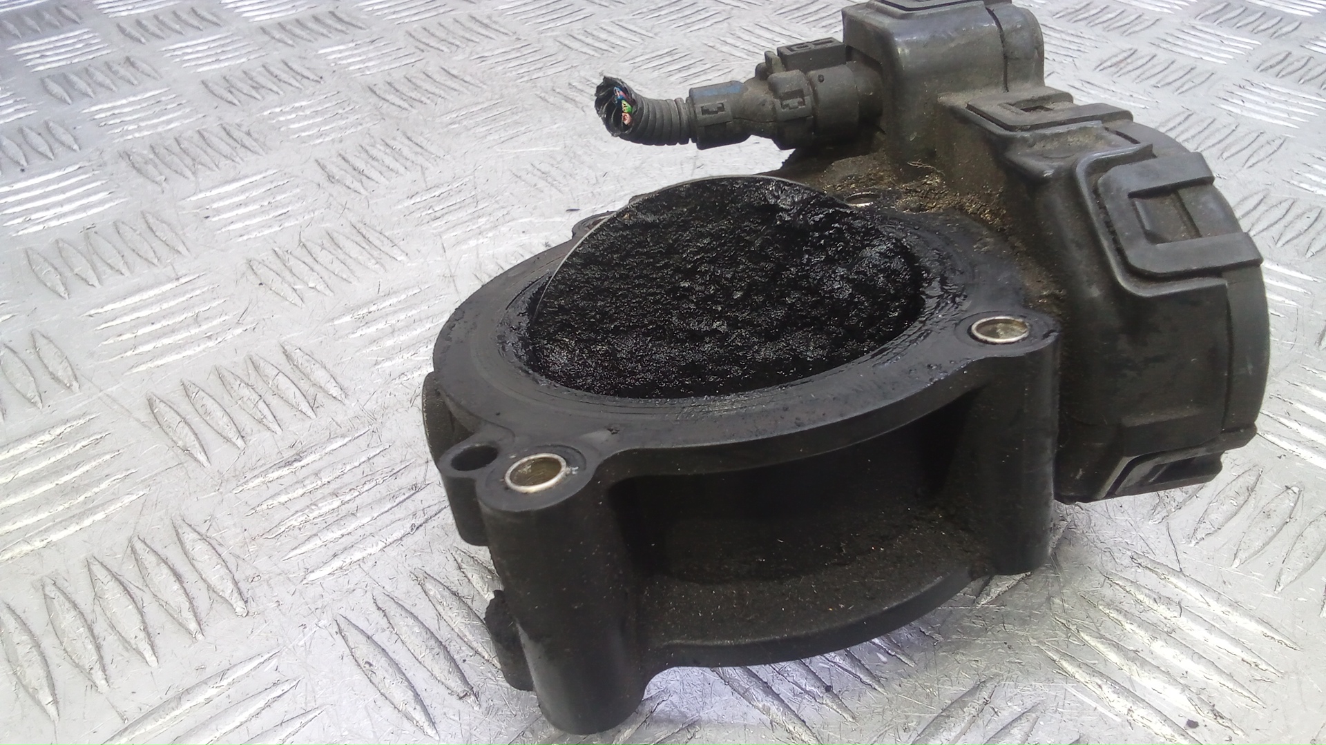 Заслонка дроссельная электрическая