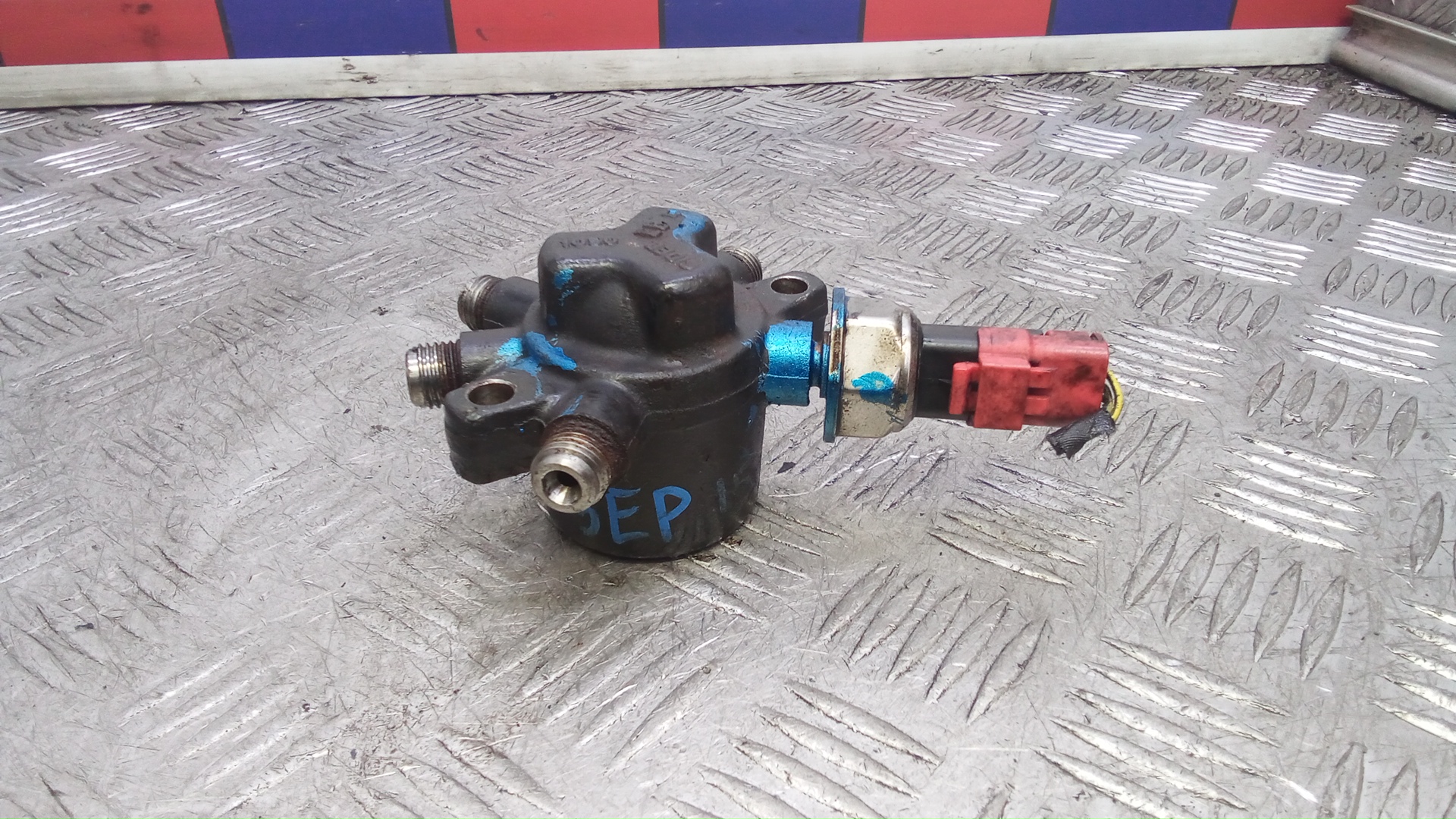 Рейка топливная (рампа)