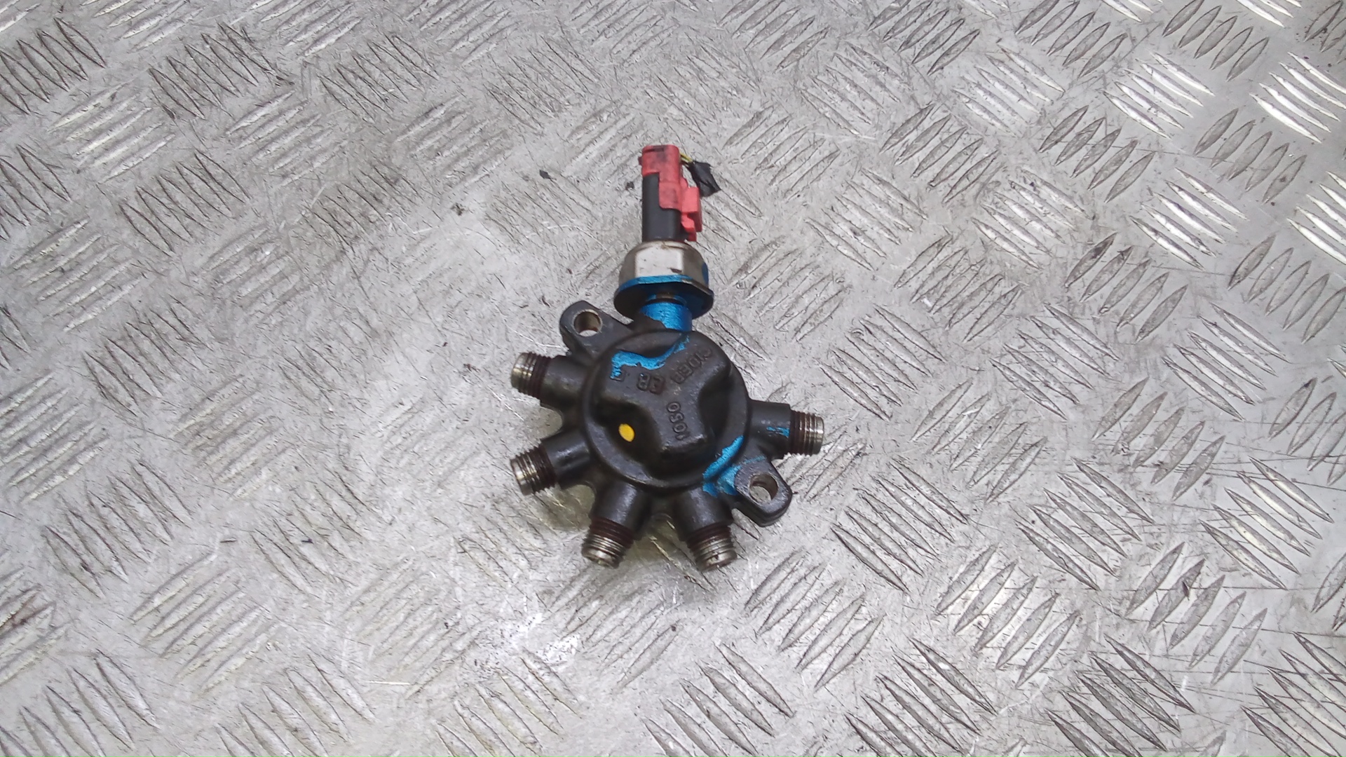 Рейка топливная (рампа)