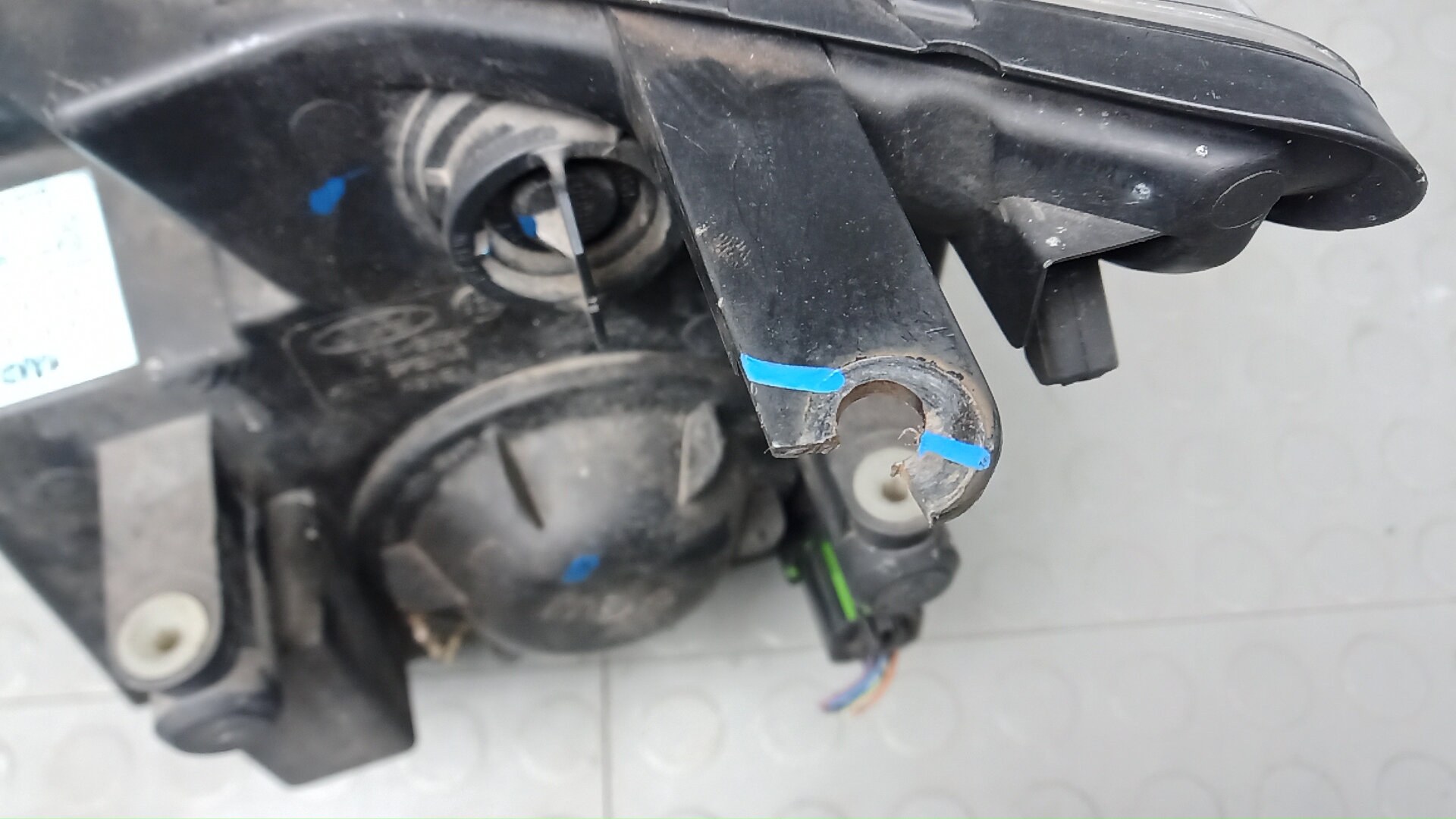 Фара правая