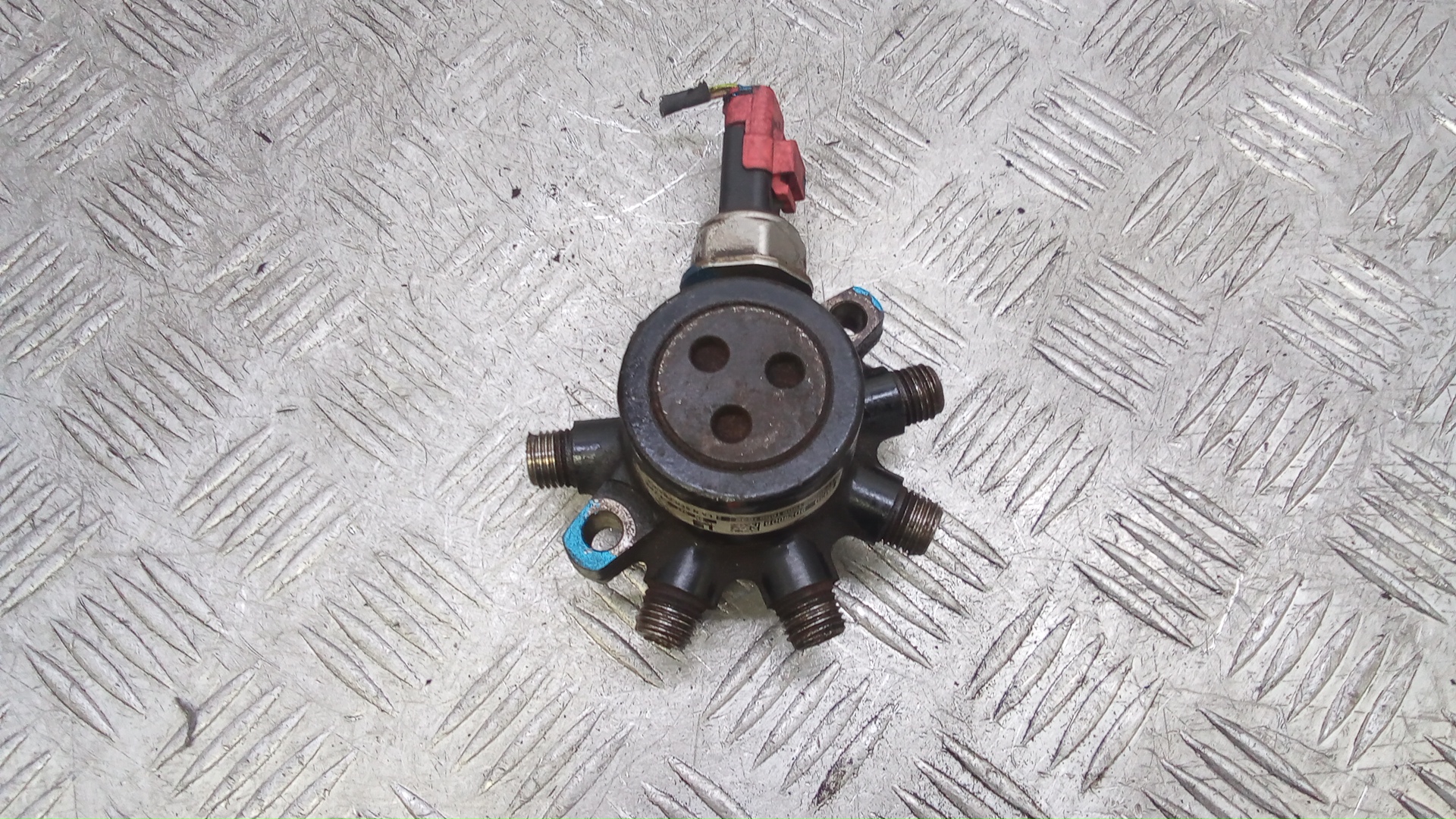 Рейка топливная (рампа)