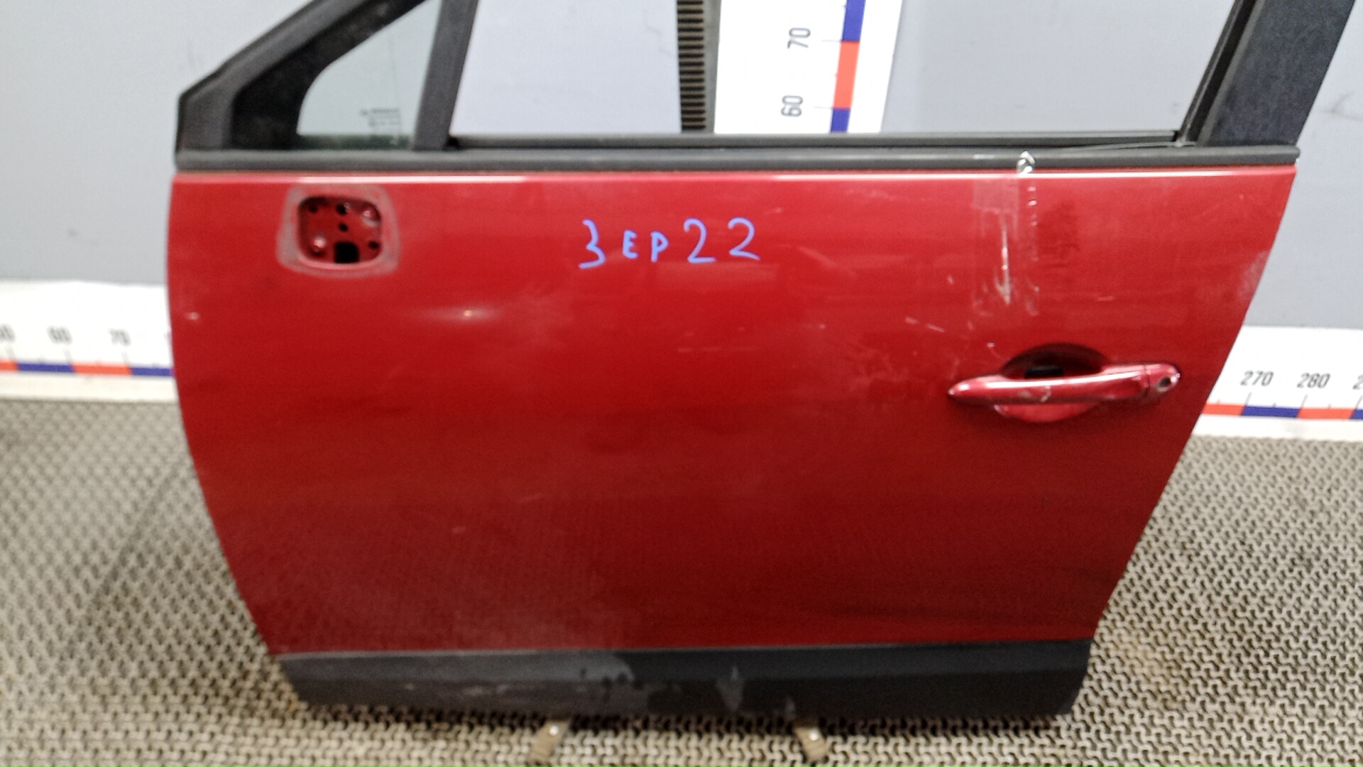 Дверь передняя левая