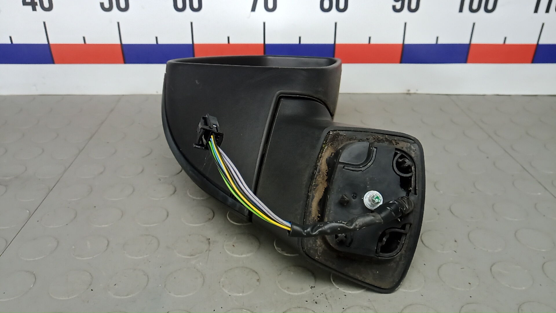 Зеркало правое электрическое