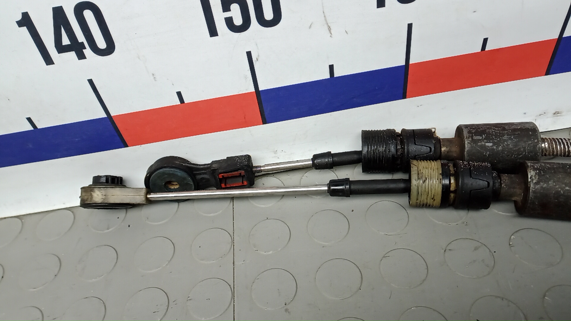 Кулиса МКПП / АКПП