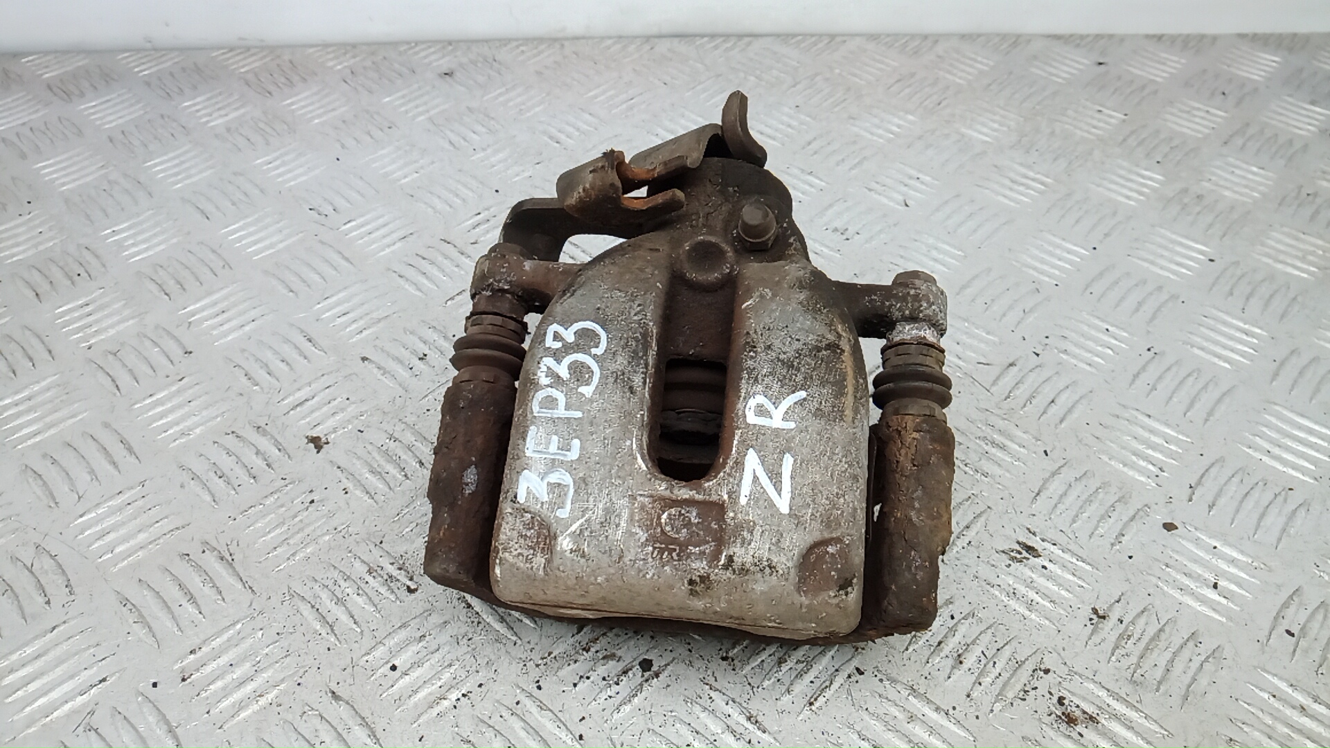 Суппорт задний правый