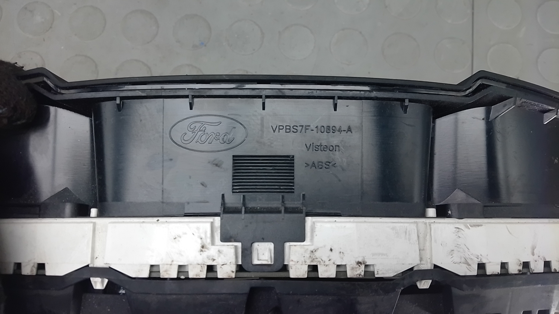 Панель приборов