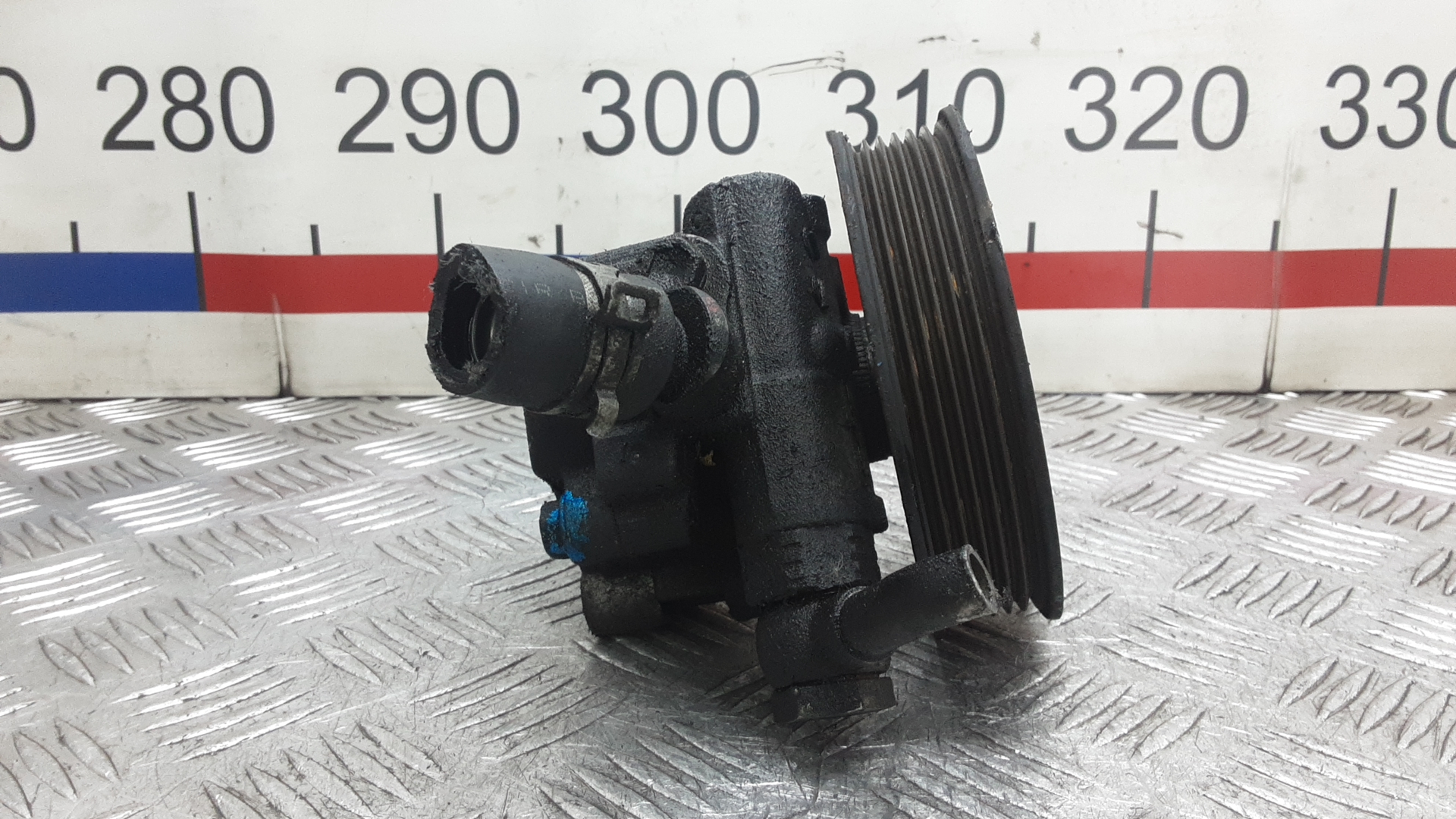 Насос ГУР (гидроусилитель руля)