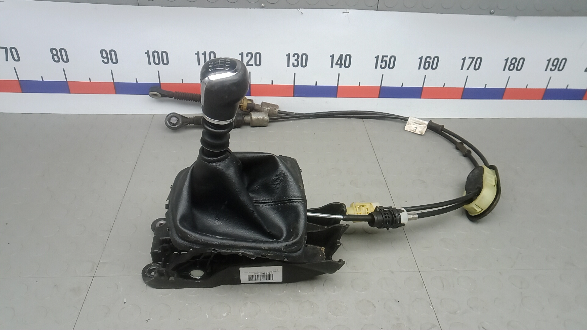 Кулиса МКПП / АКПП