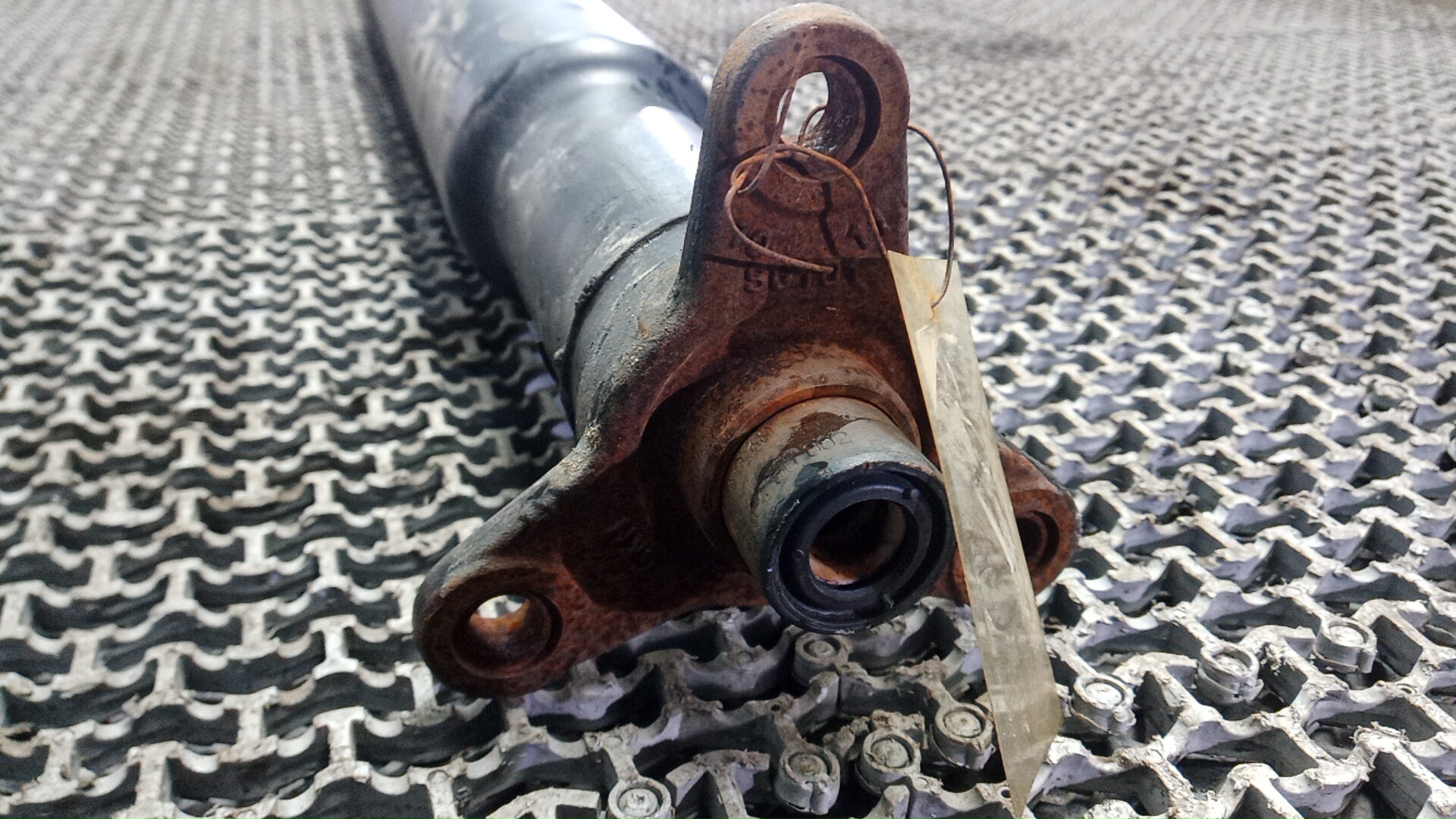 Вал карданный