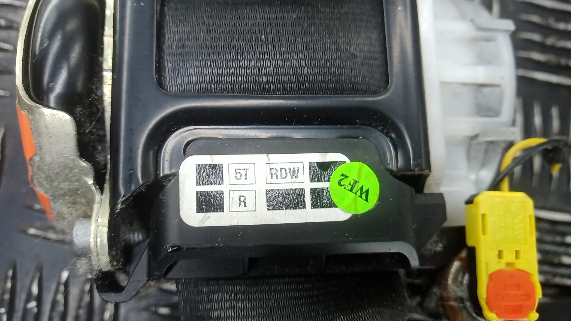 Ремень безопасности с пиропатроном