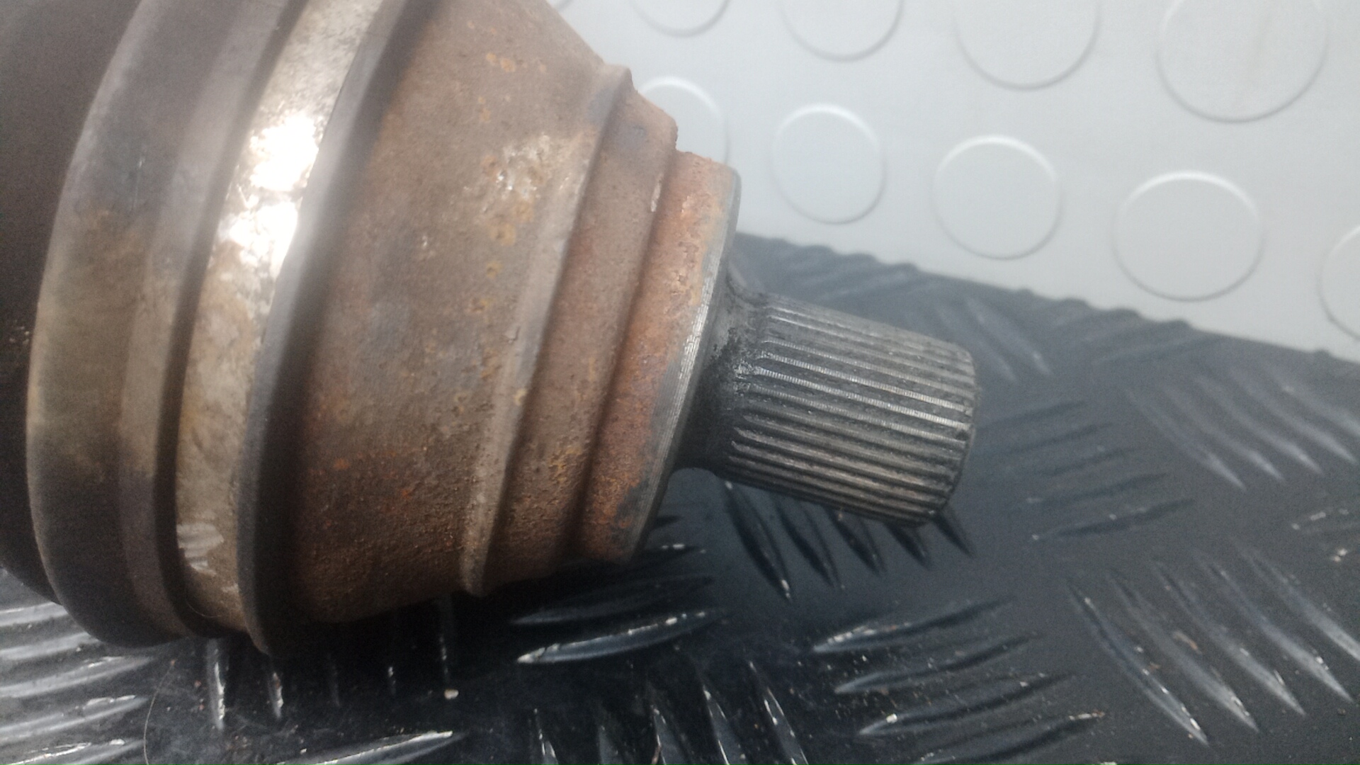 Полуось передняя правая