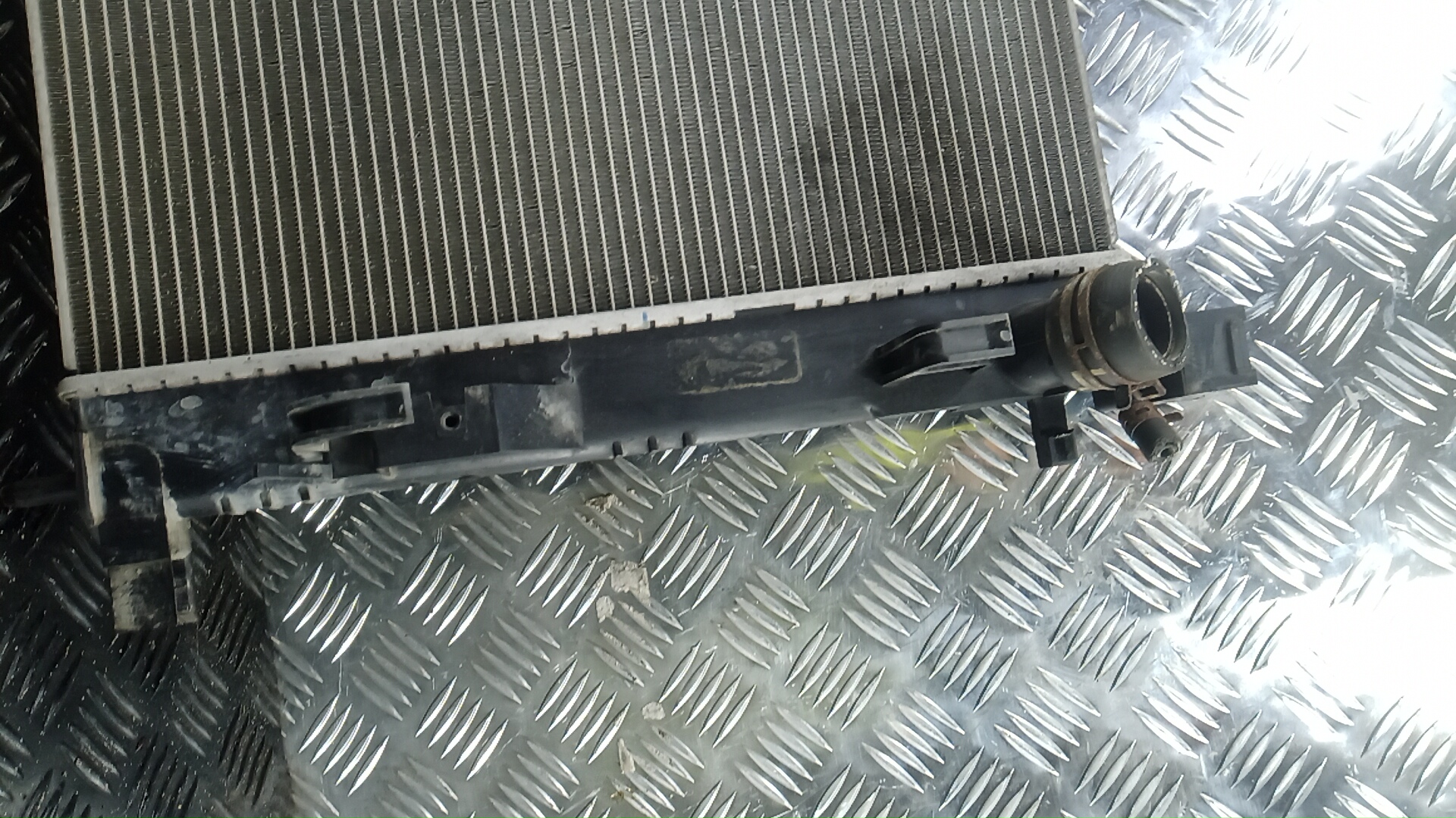 Радиатор охлаждения двигателя основной