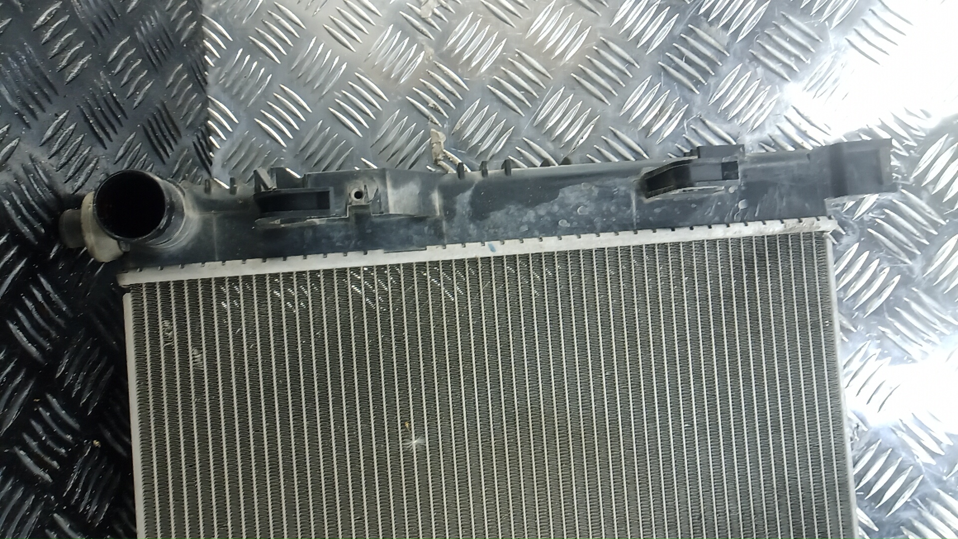 Радиатор охлаждения двигателя основной