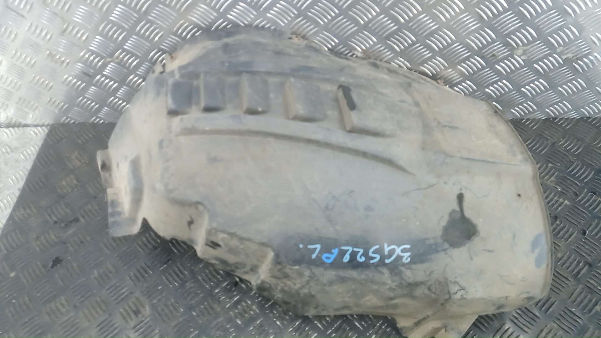 Локер передний левый