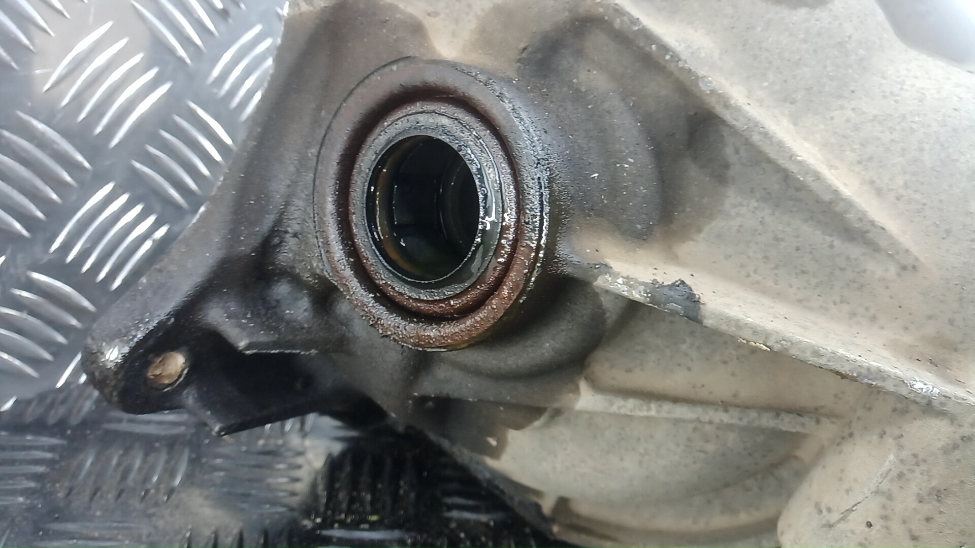 Редуктор переднего моста