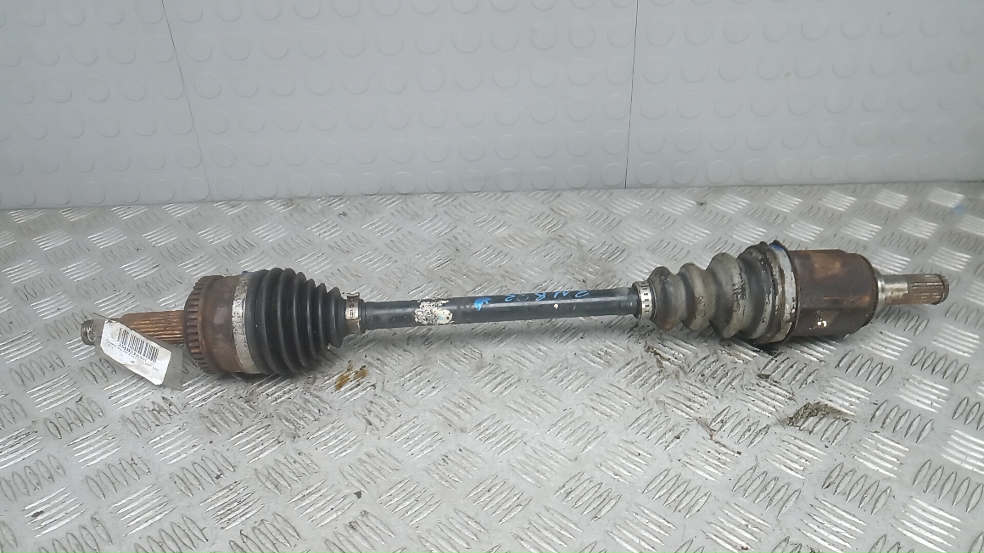 Полуось передняя левая