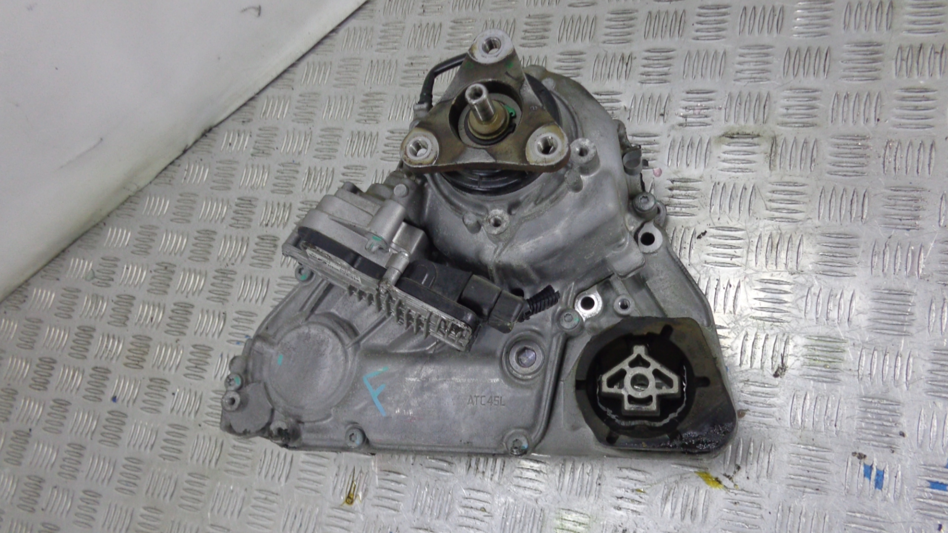 Коробка раздаточная