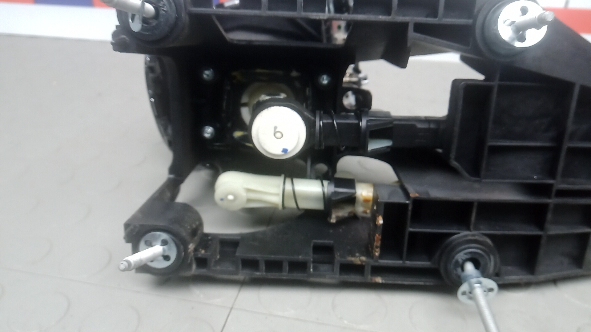 Кулиса МКПП / АКПП