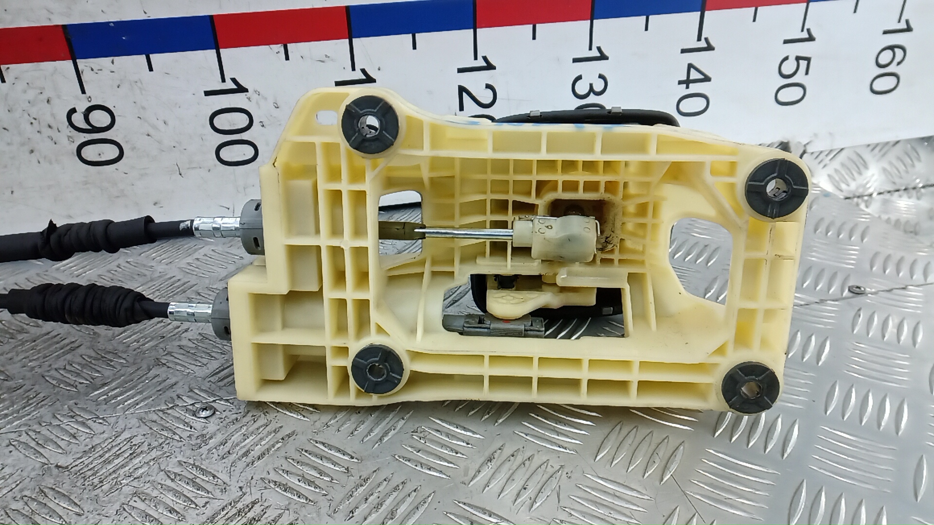 Кулиса МКПП / АКПП