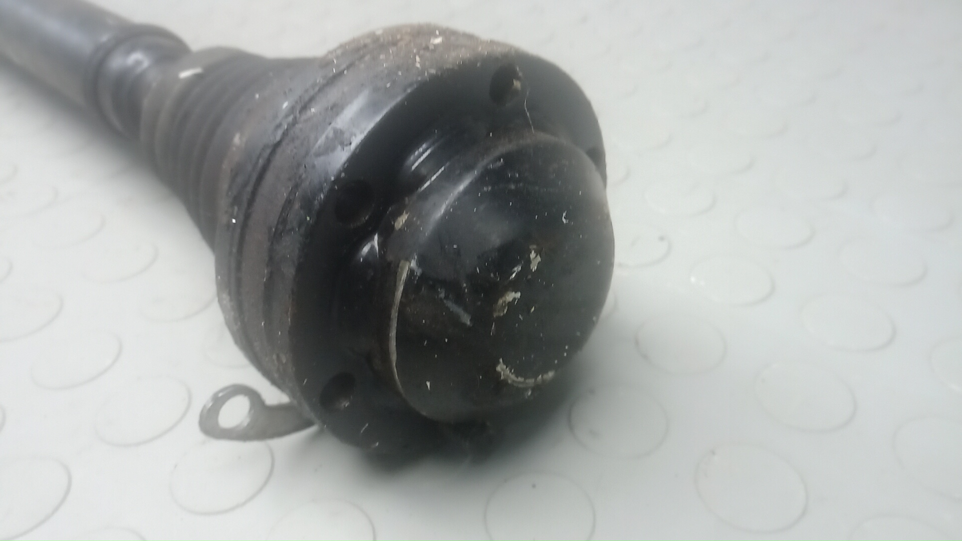 Полуось передняя правая