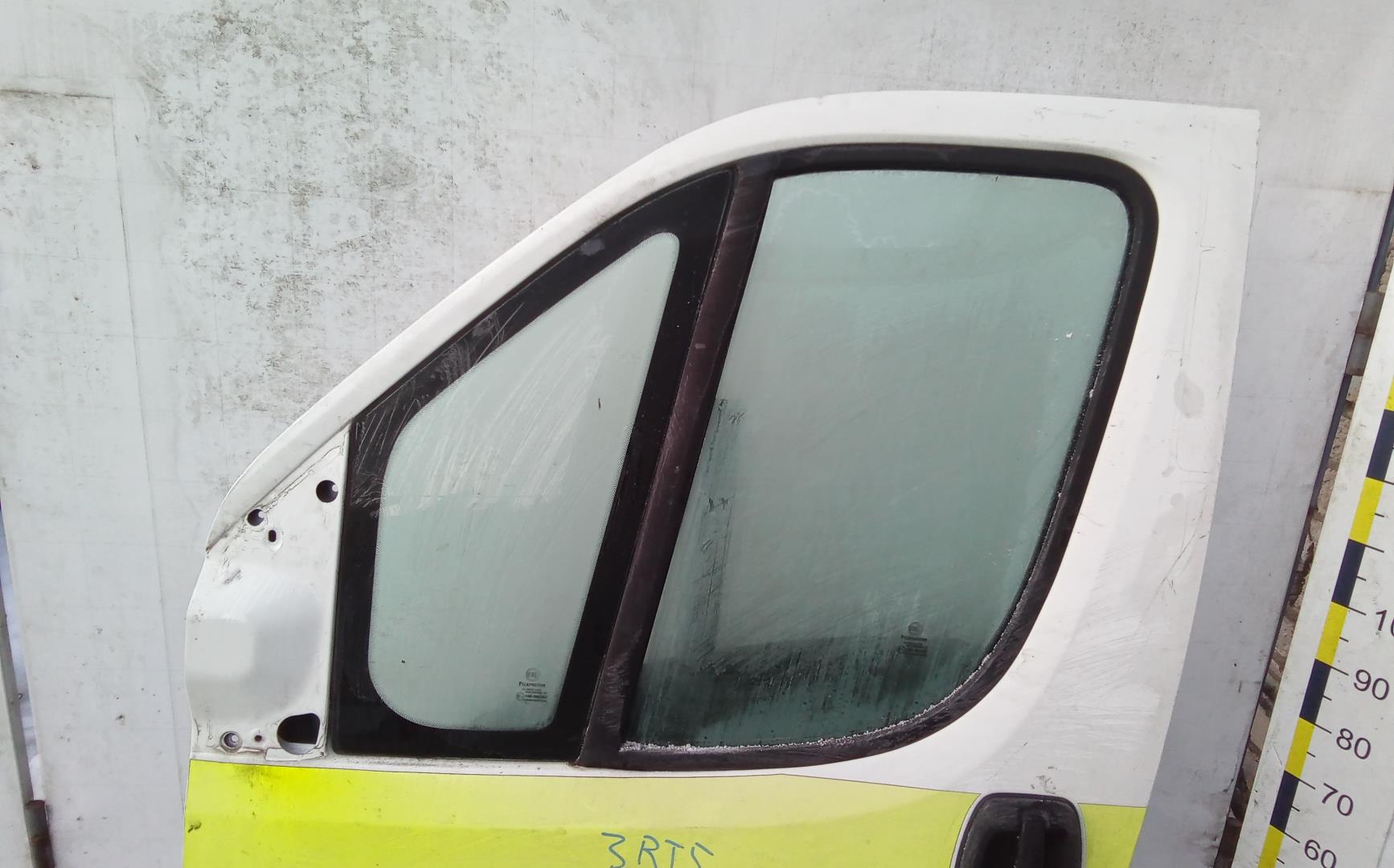 Дверь передняя левая